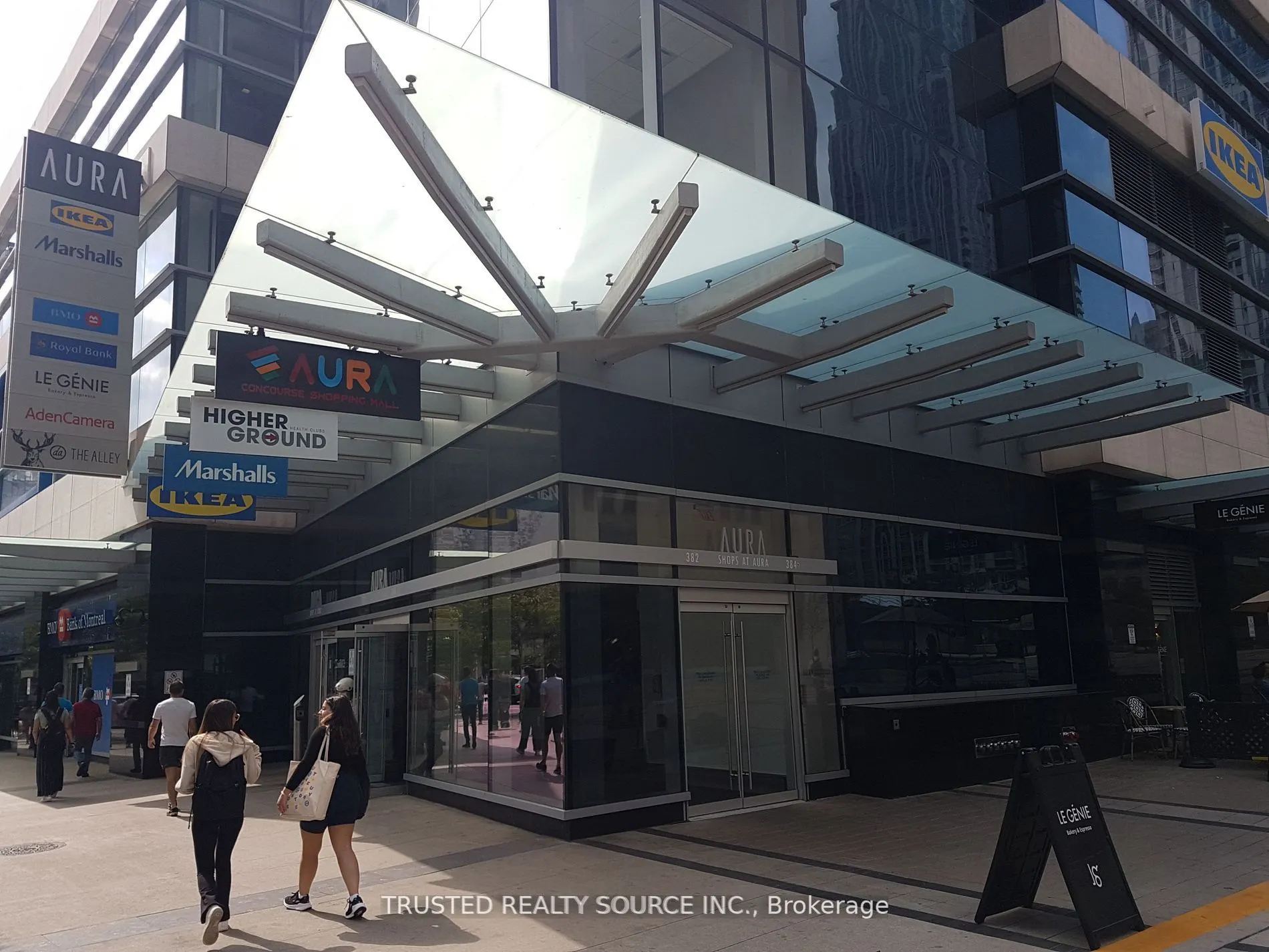 384 Yonge Street, #19