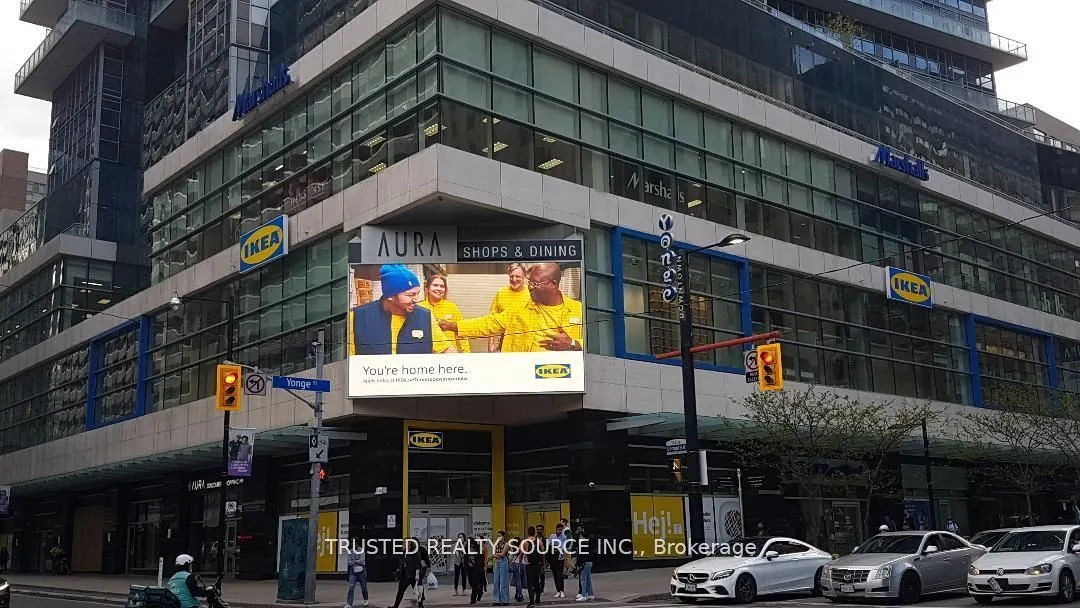 384 Yonge Street, #19