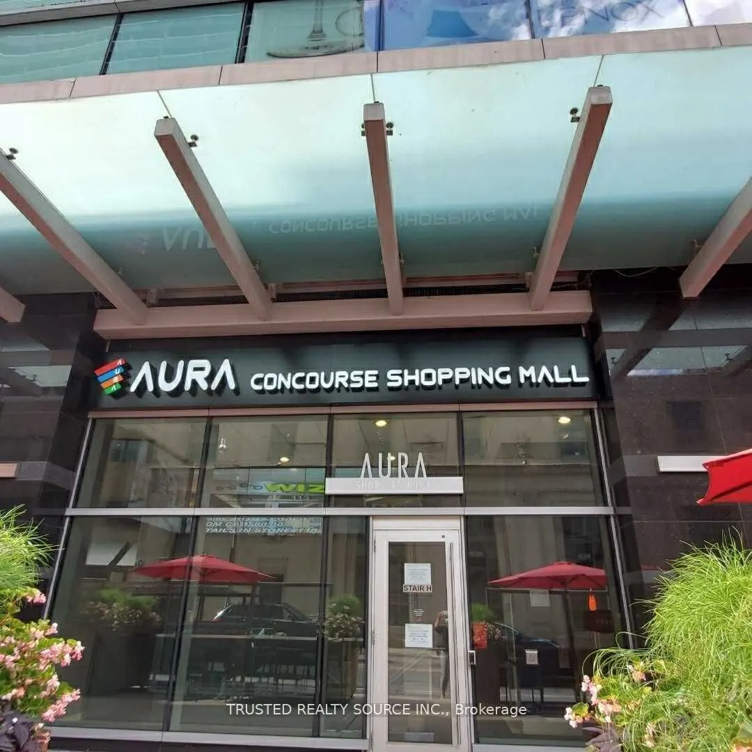 384 Yonge Street, #19