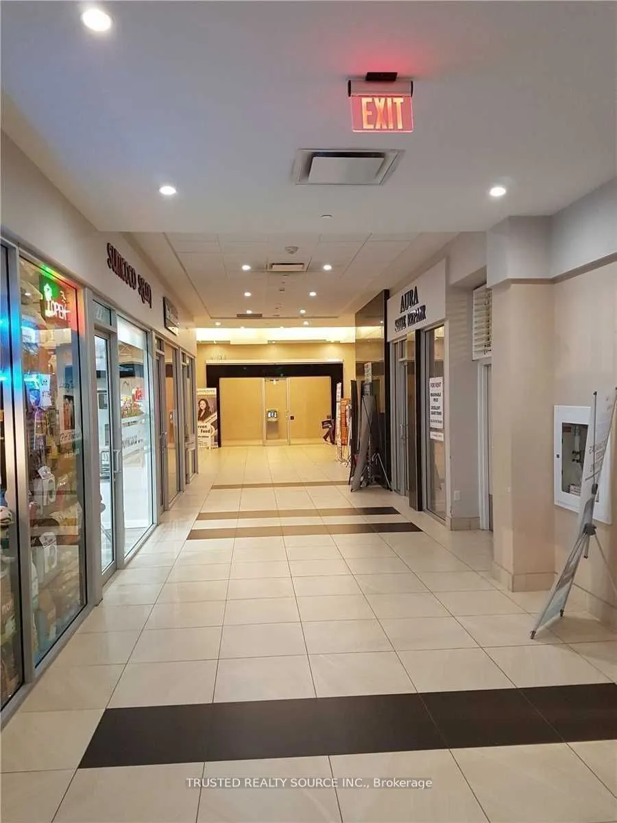 384 Yonge Street, #19