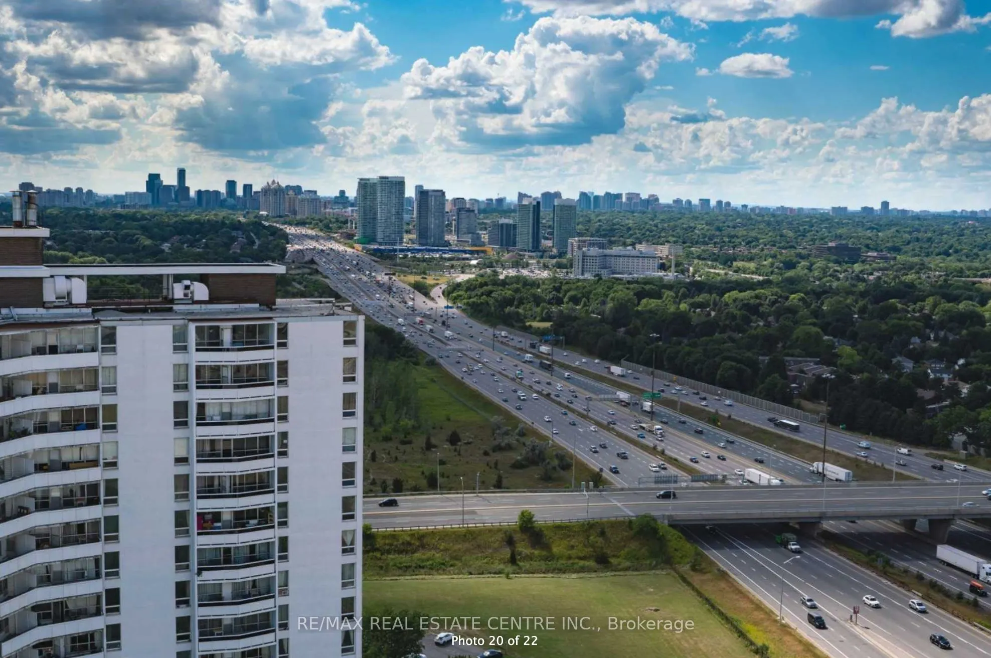 150 Graydon Hall Drive, #1609