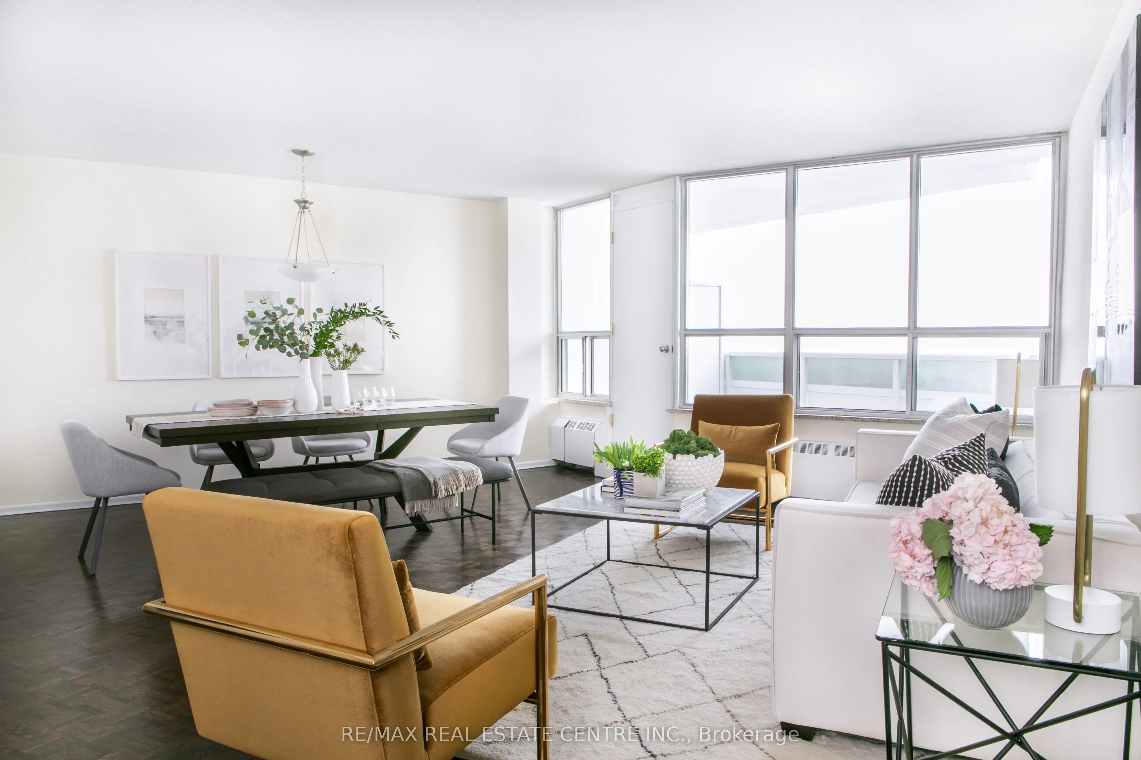 150 Graydon Hall Drive, #1609