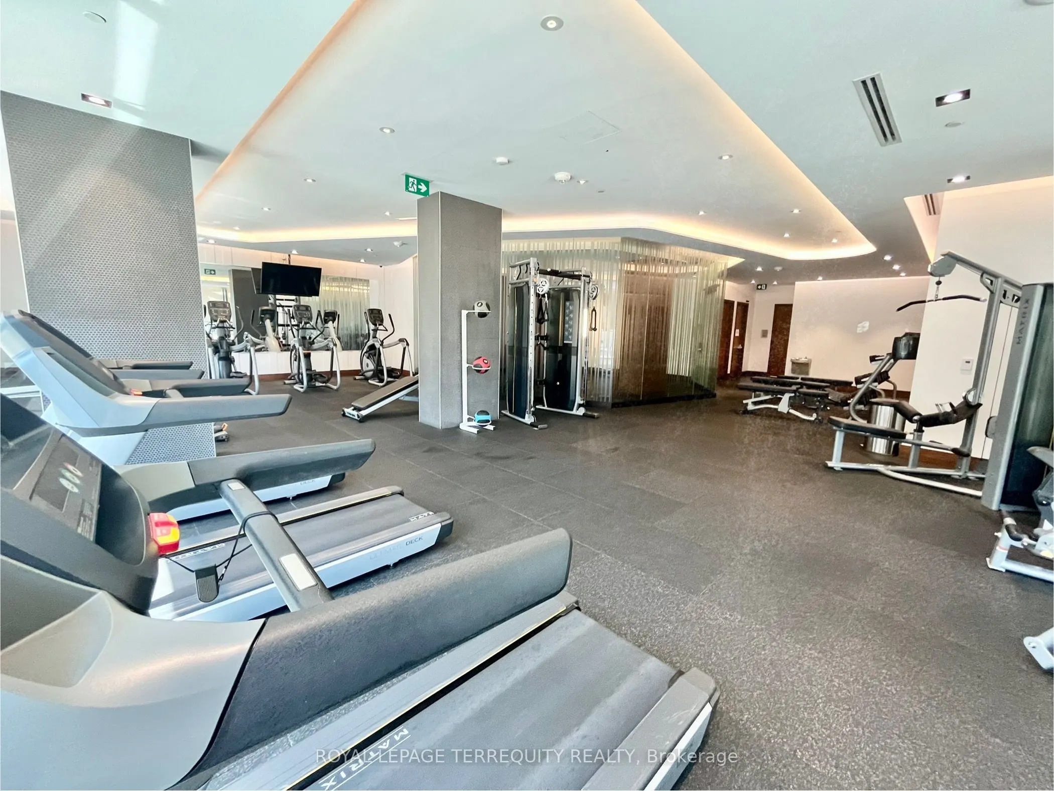 125 Redpath Avenue, #405
