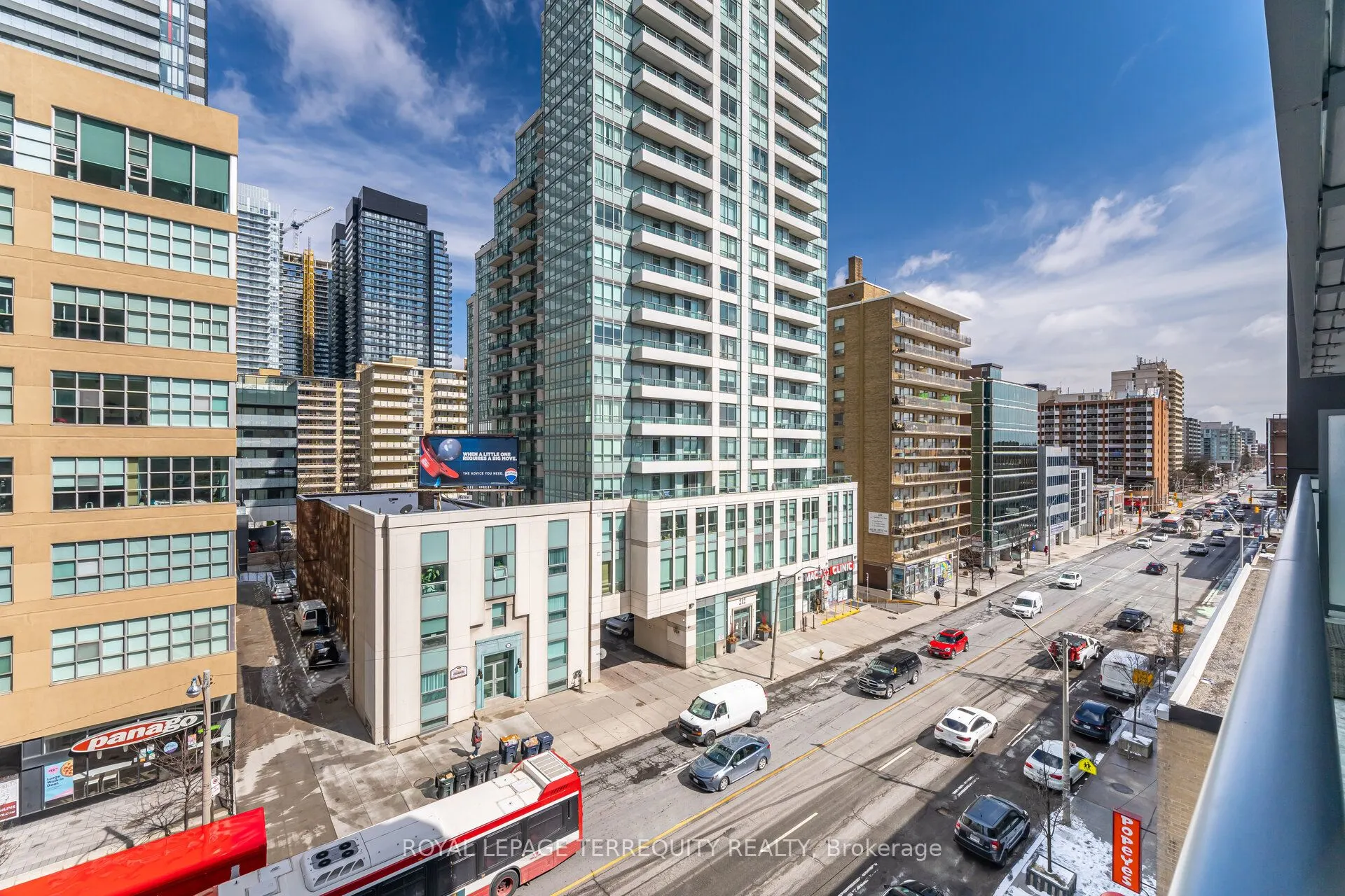 125 Redpath Avenue, #405
