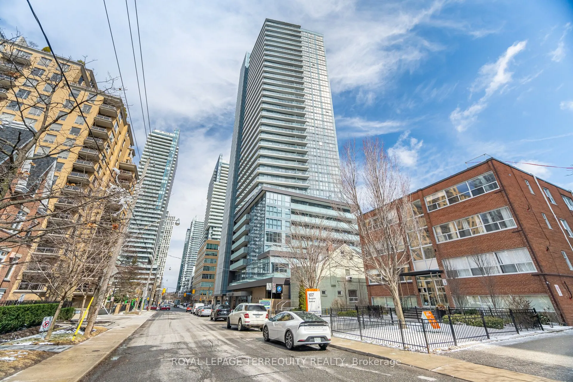 125 Redpath Avenue, #405