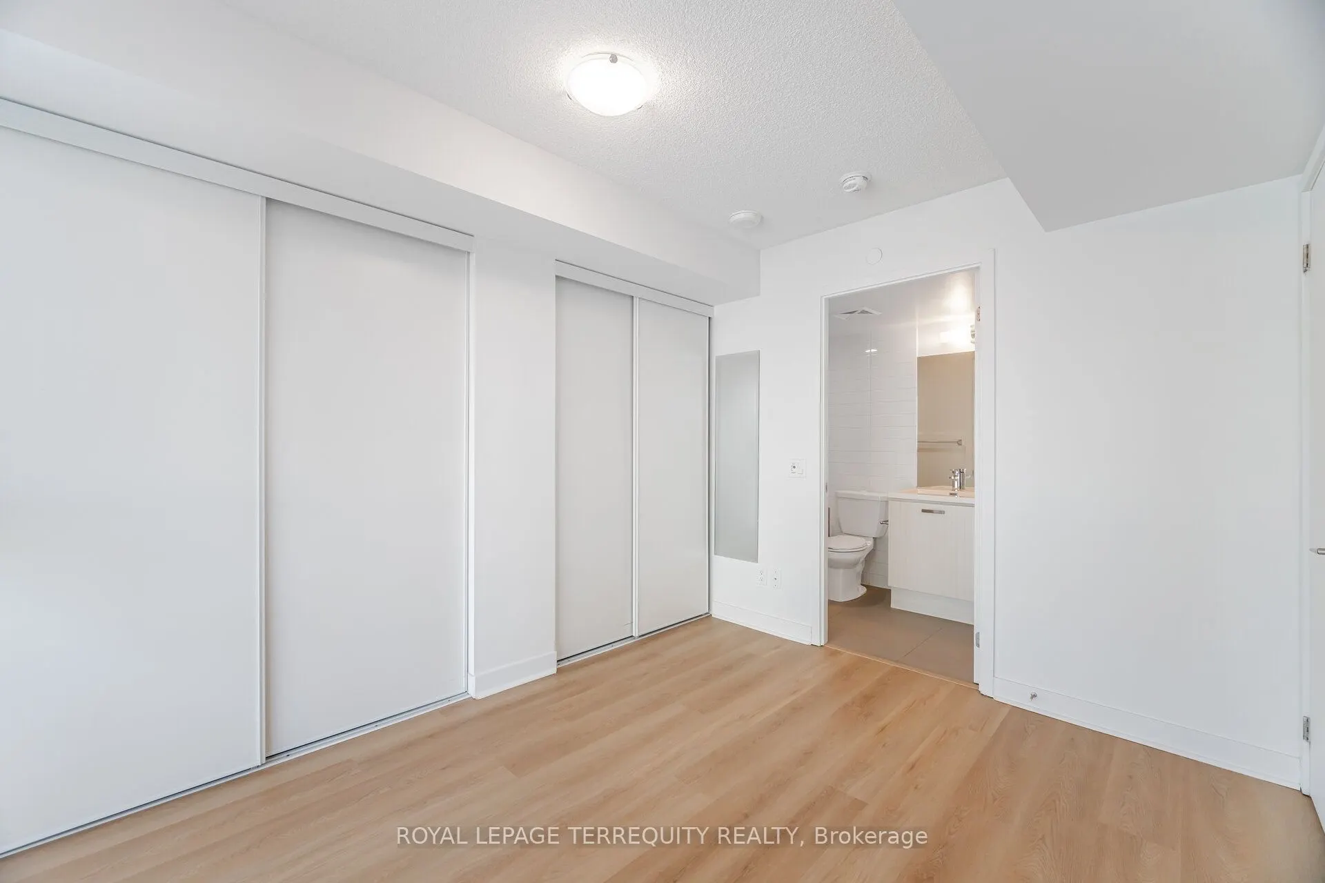 125 Redpath Avenue, #405