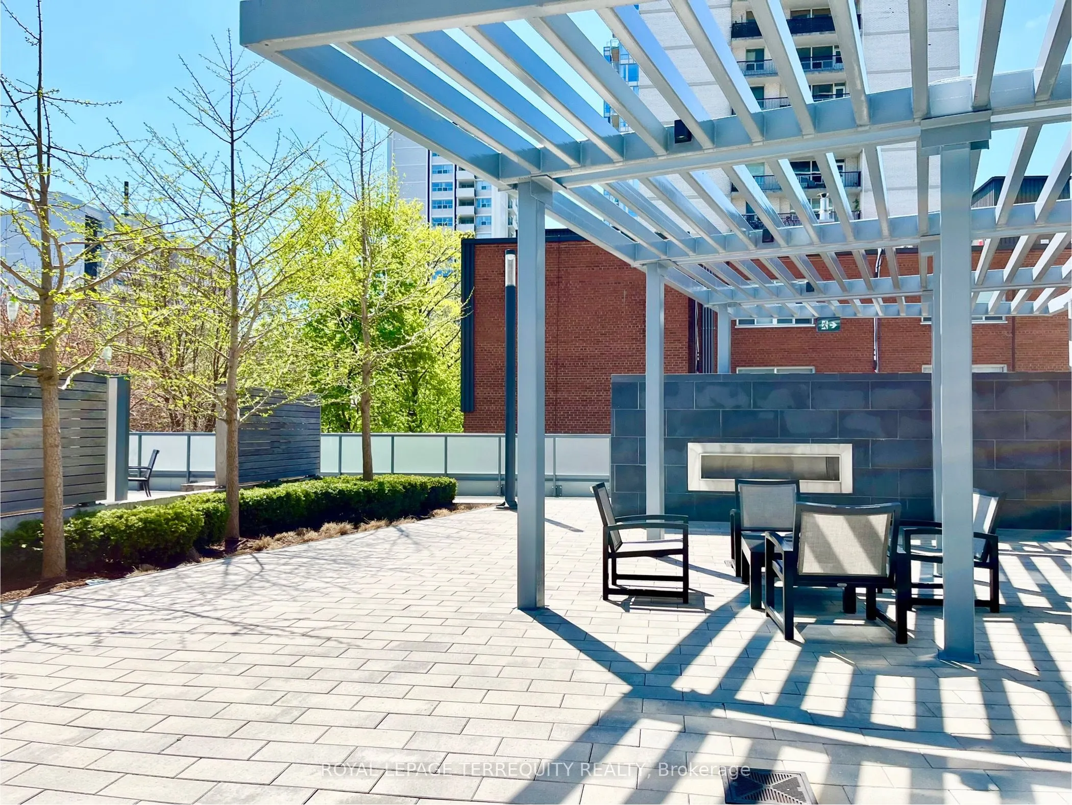 125 Redpath Avenue, #405