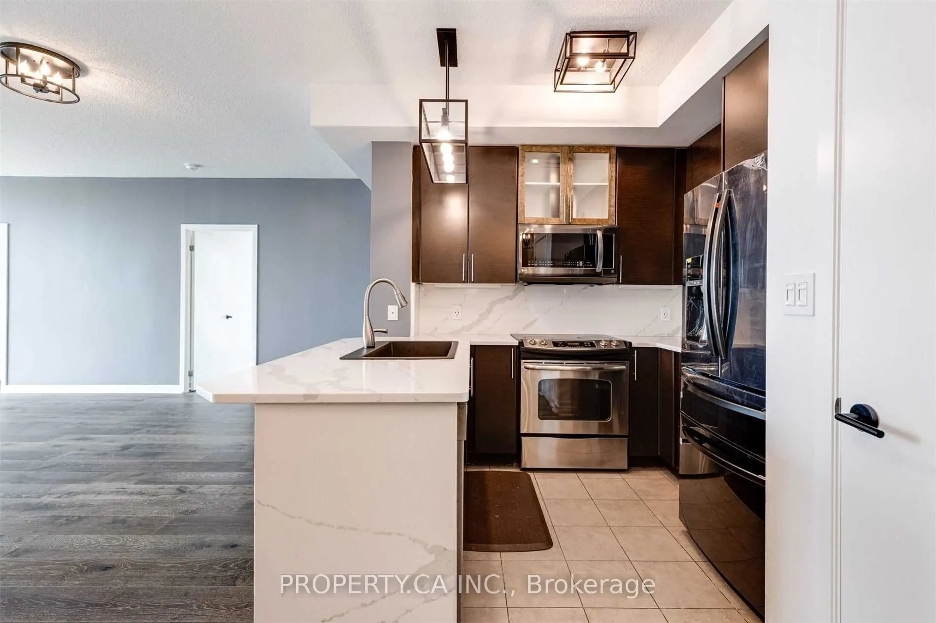 18 Harbour Street, #2410