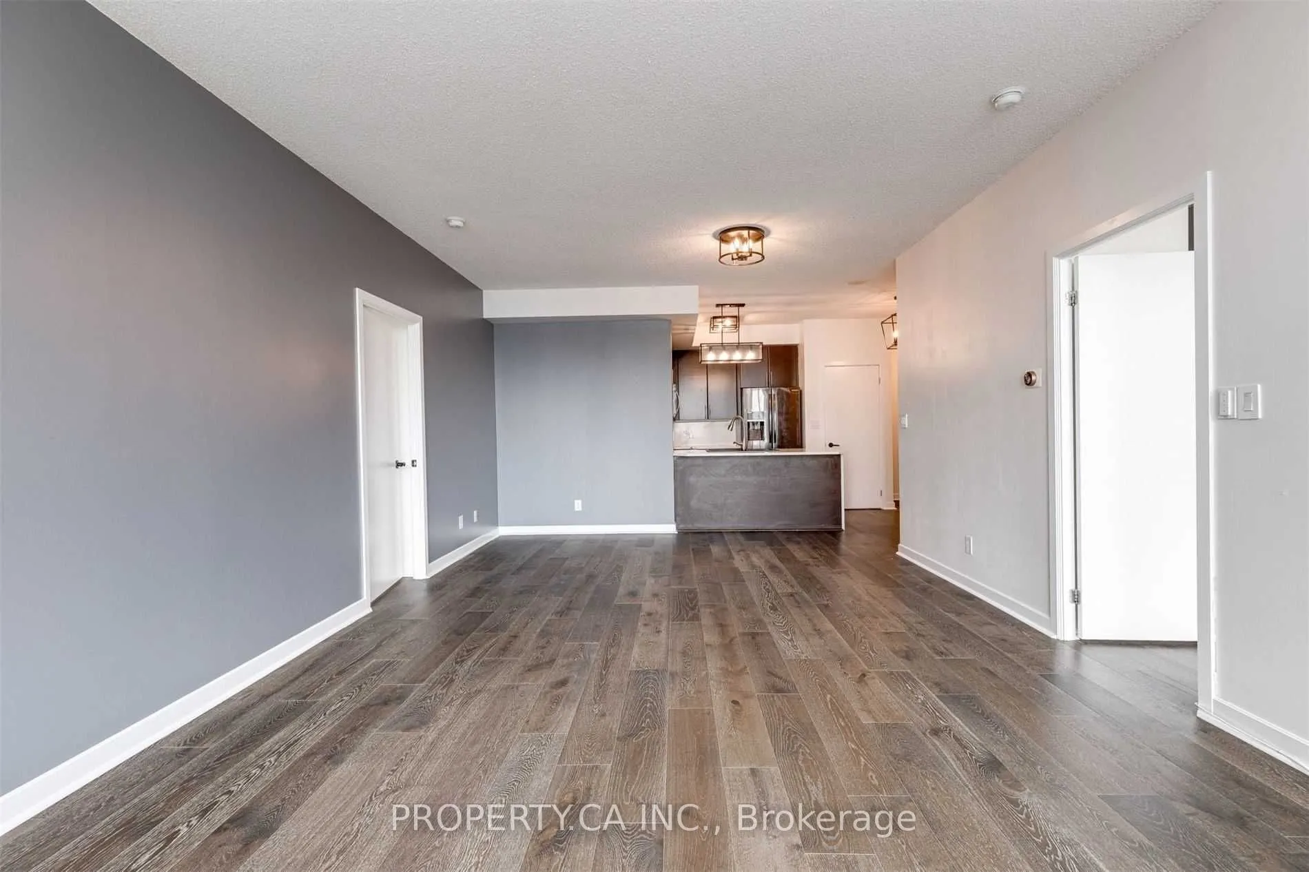 18 Harbour Street, #2410
