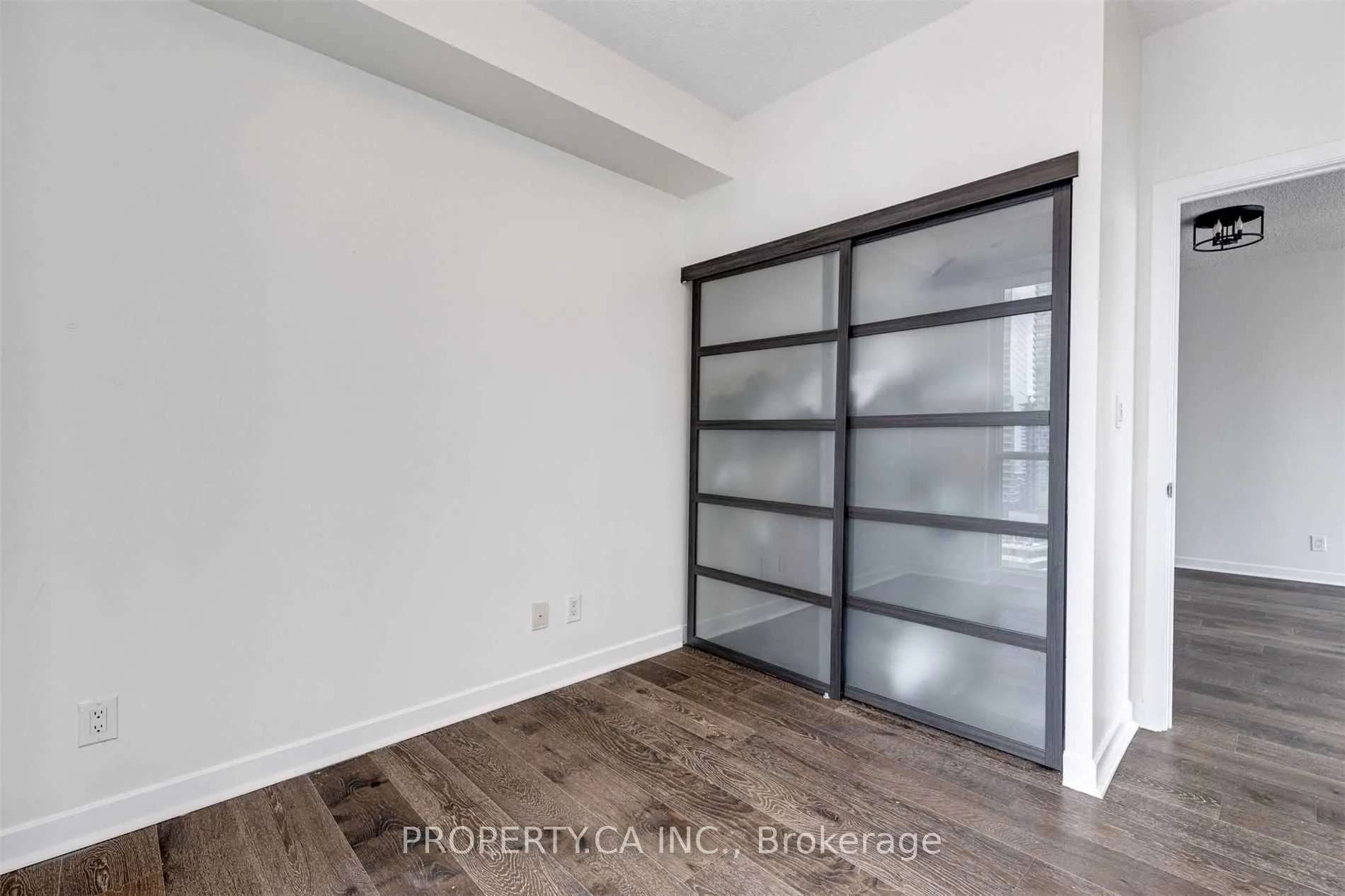 18 Harbour Street, #2410
