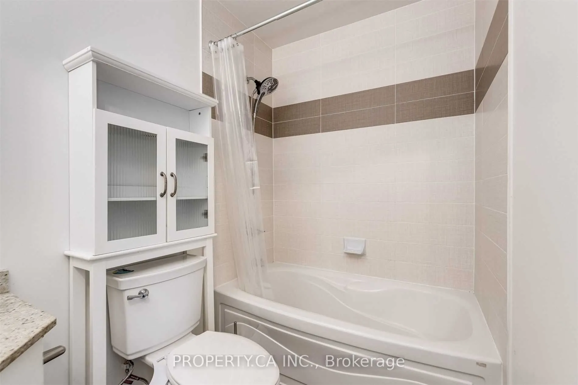 18 Harbour Street, #2410
