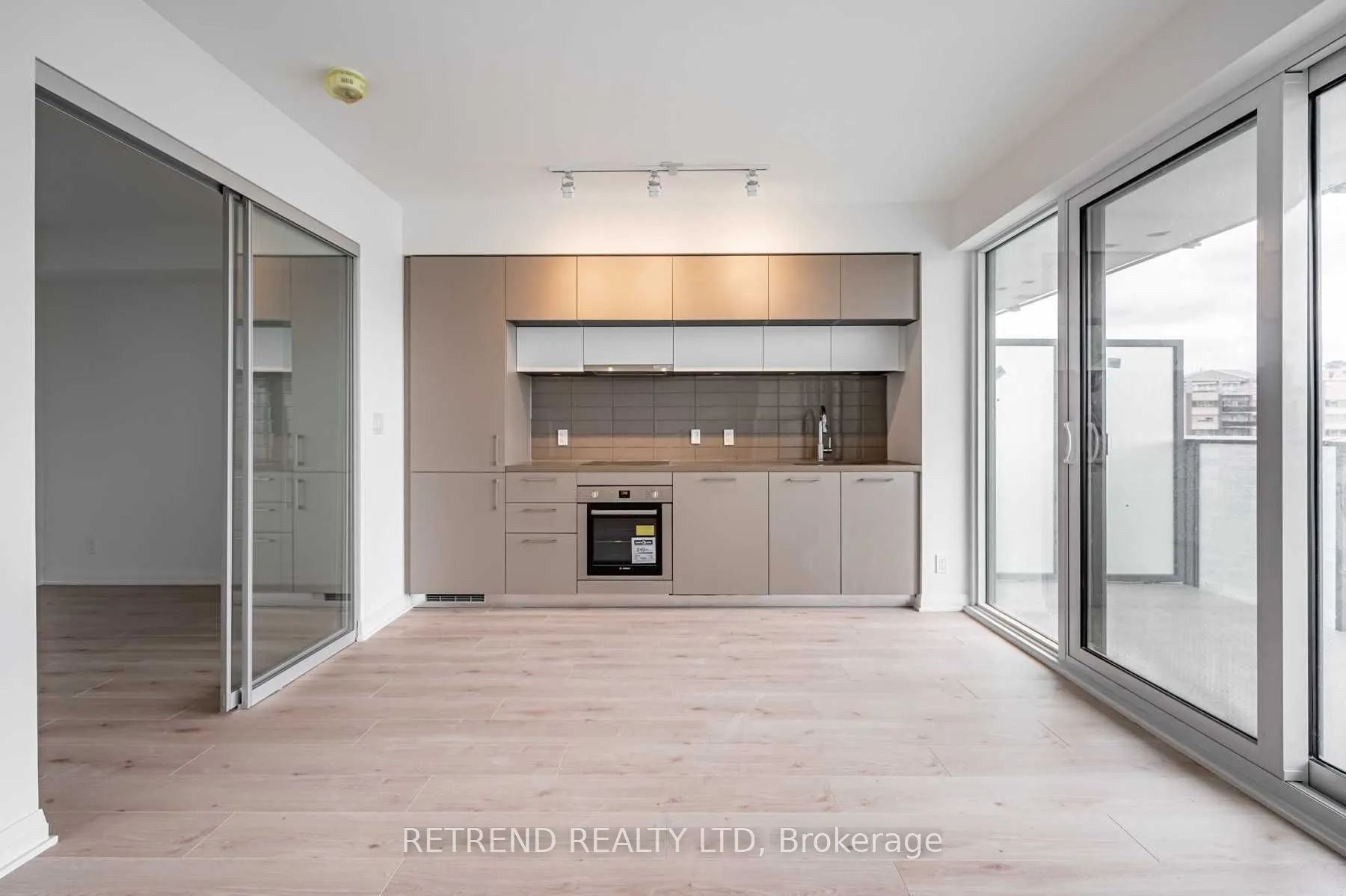 99 Foxbar Road, #905