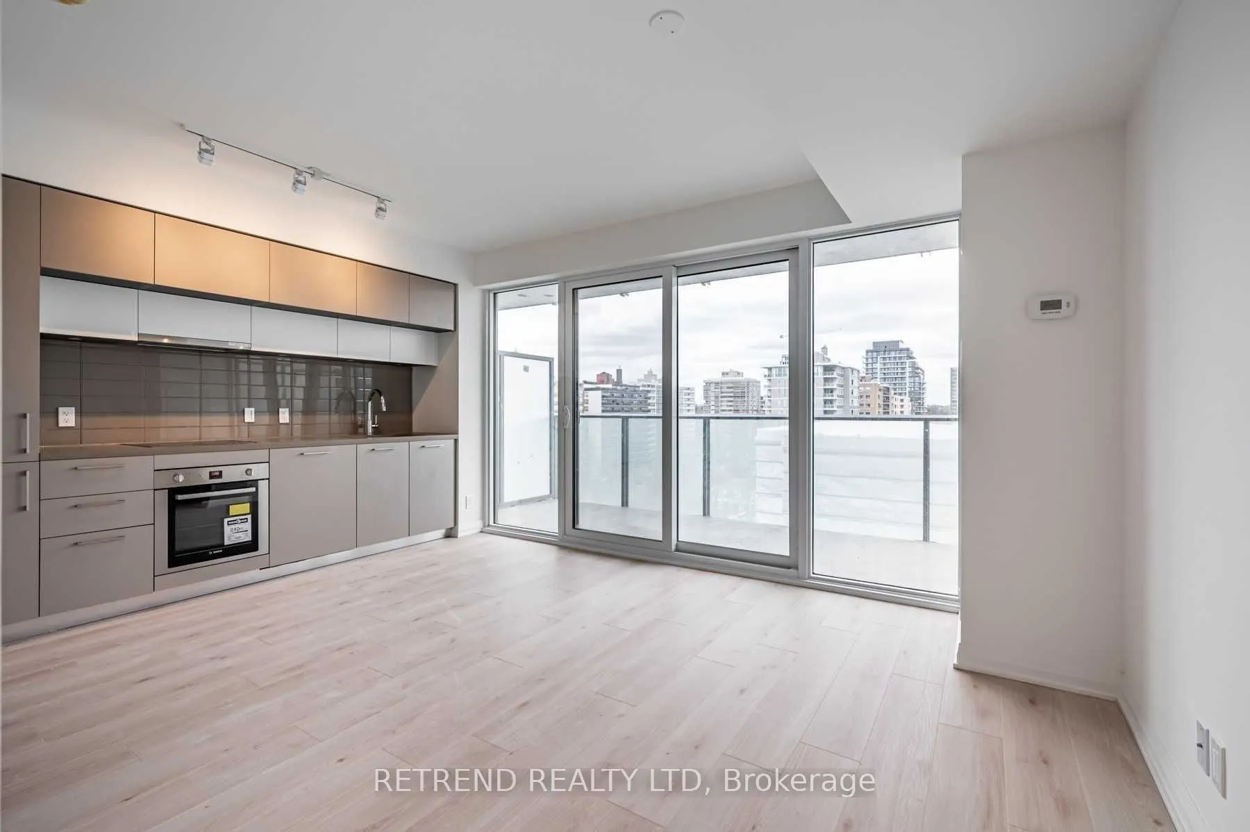 99 Foxbar Road, #905