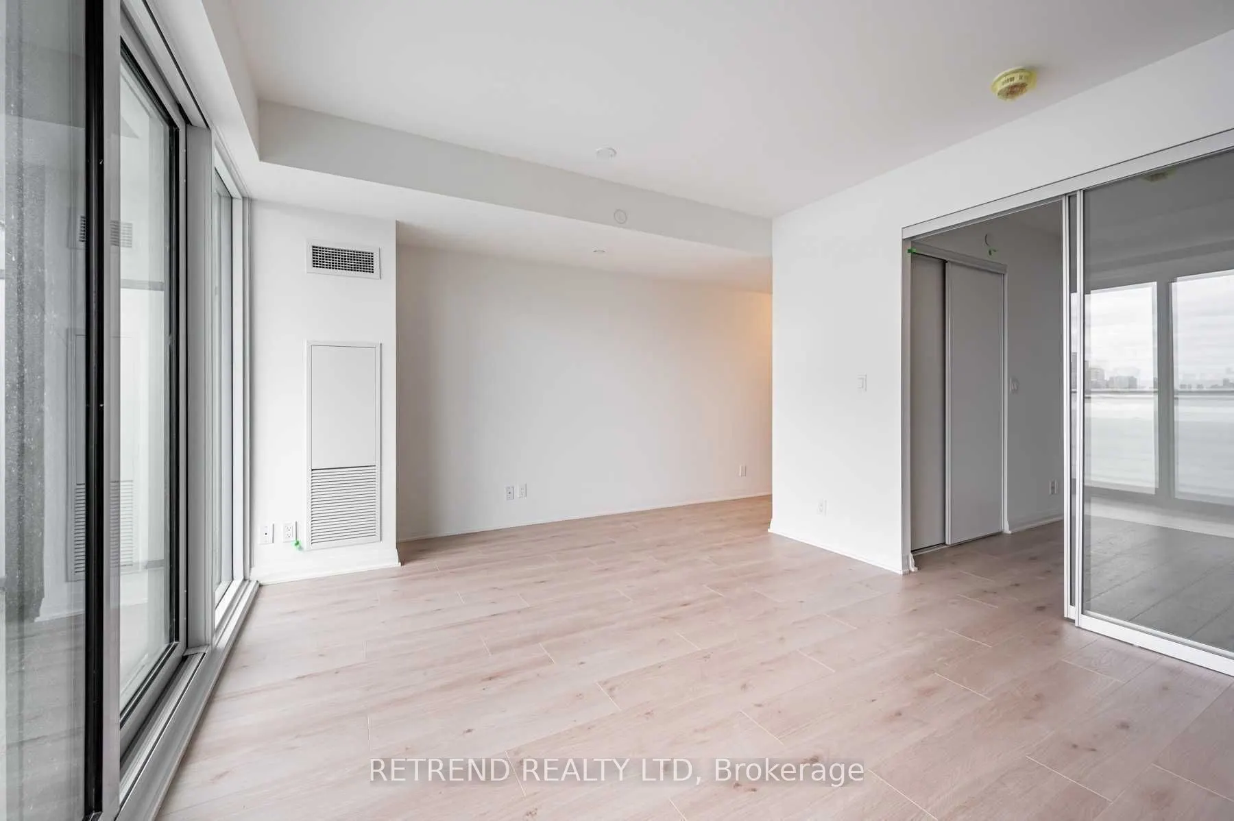 99 Foxbar Road, #905