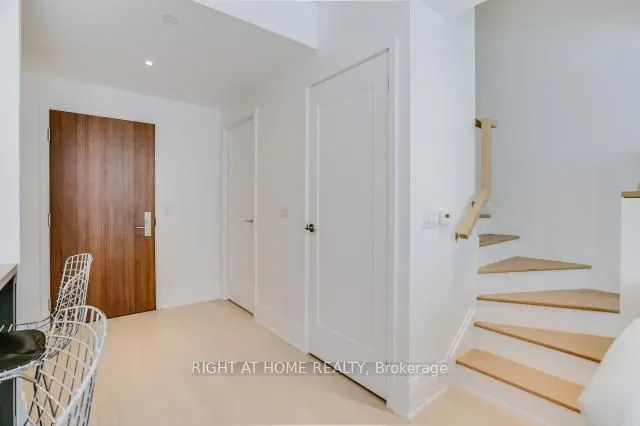 25 Malcolm Road, #TH-112