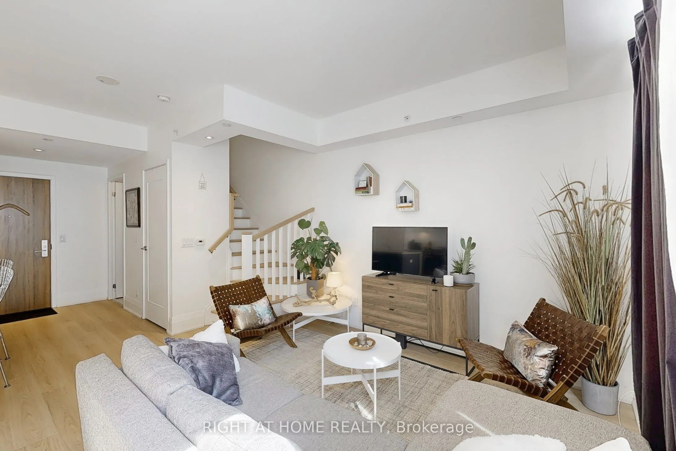 25 Malcolm Road, #TH-112