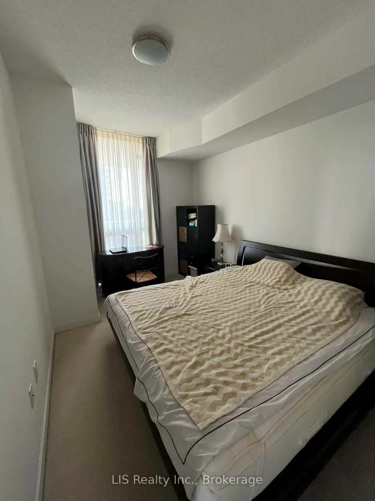 62 Forest Manor Road, #605
