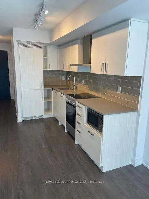 125 Redpath Avenue, #510