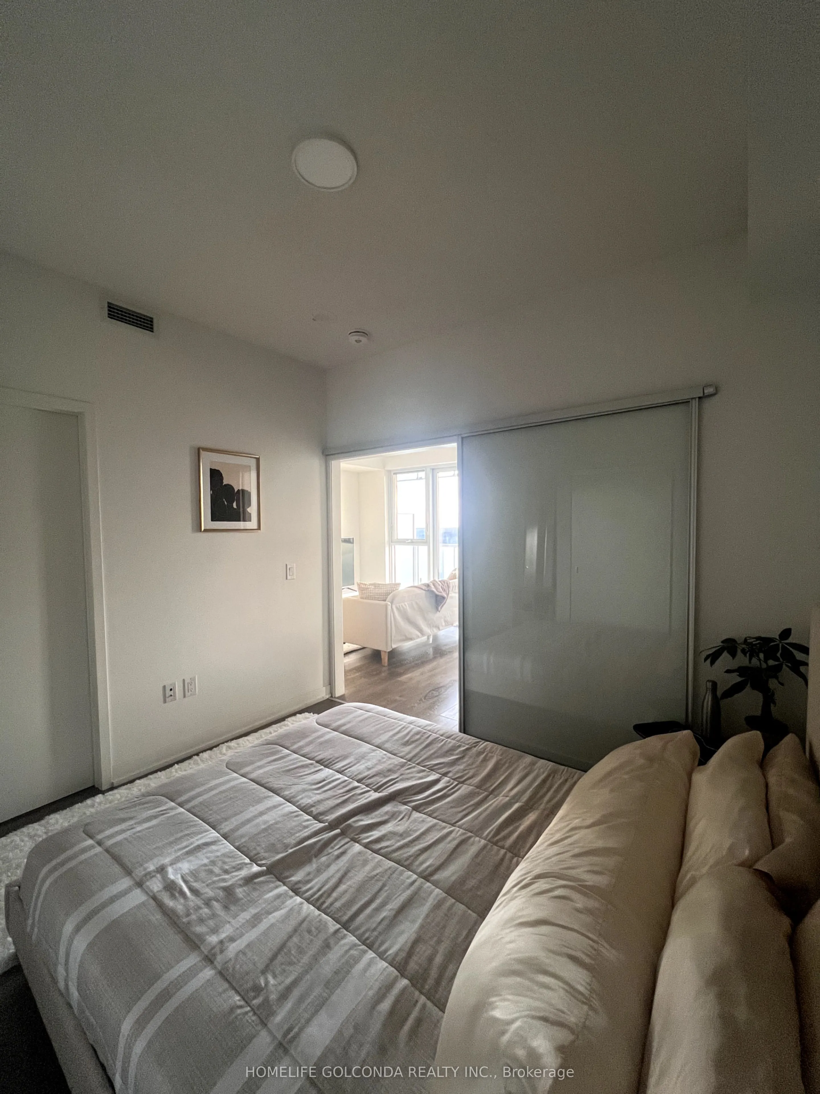 15 Lower Jarvis Street W, #3606