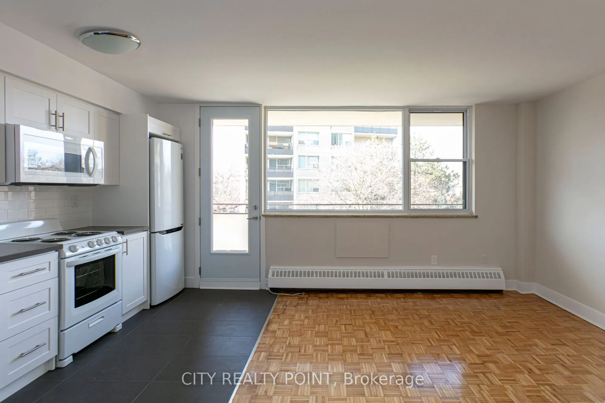 276 St George Street, #207