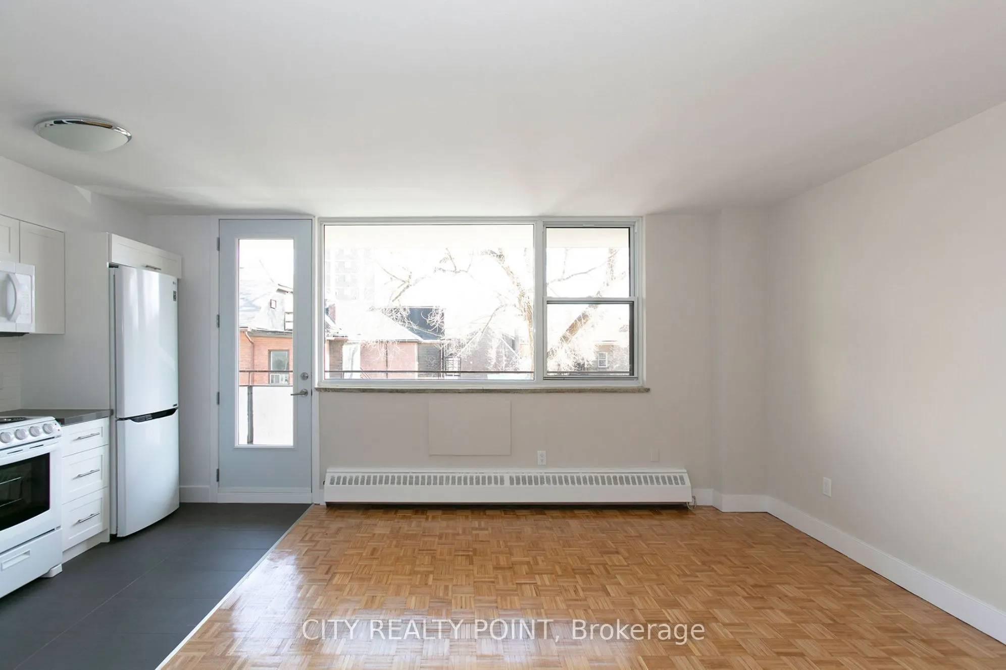 276 St George Street, #207