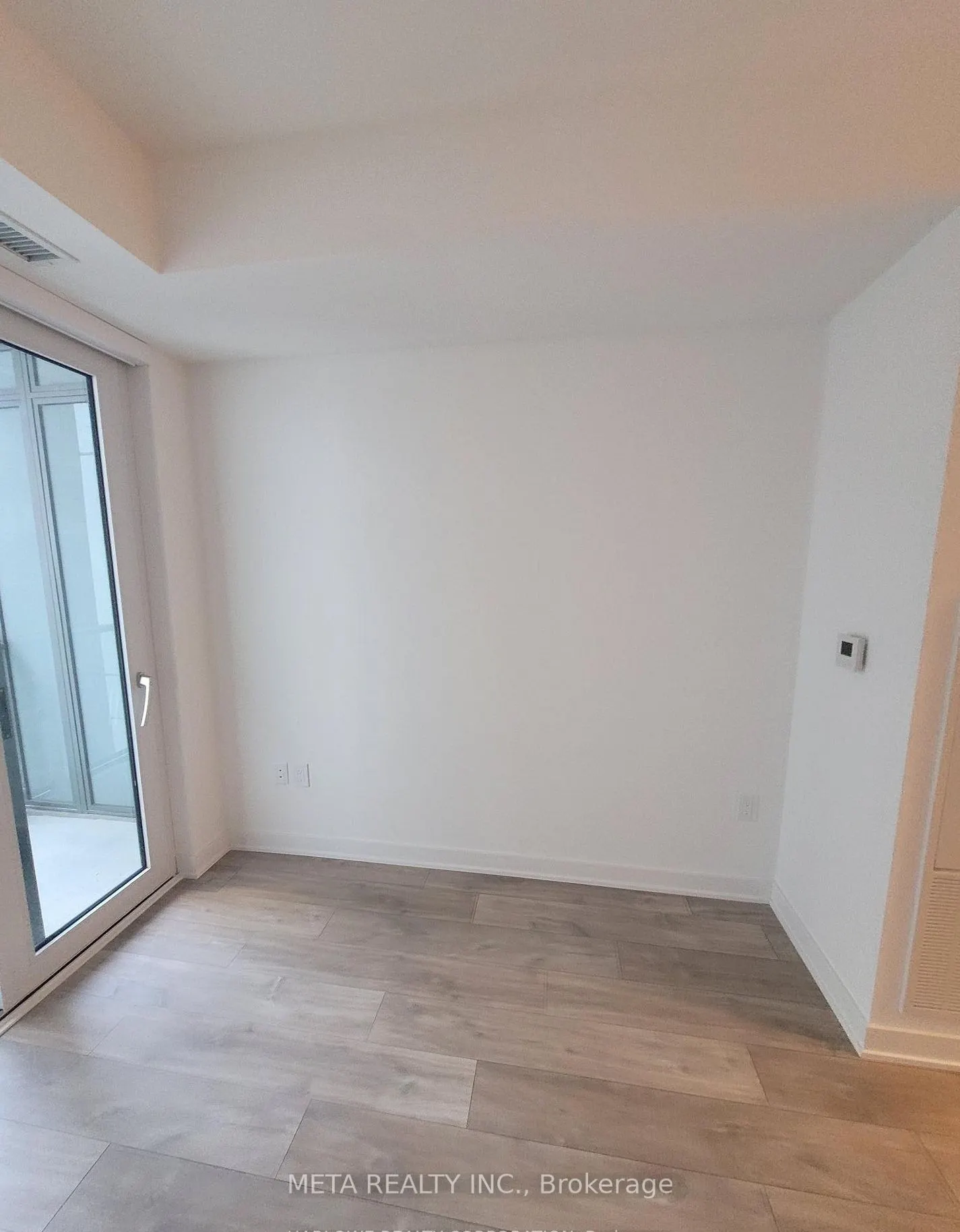 121 Lower Sherbourne Street, #946
