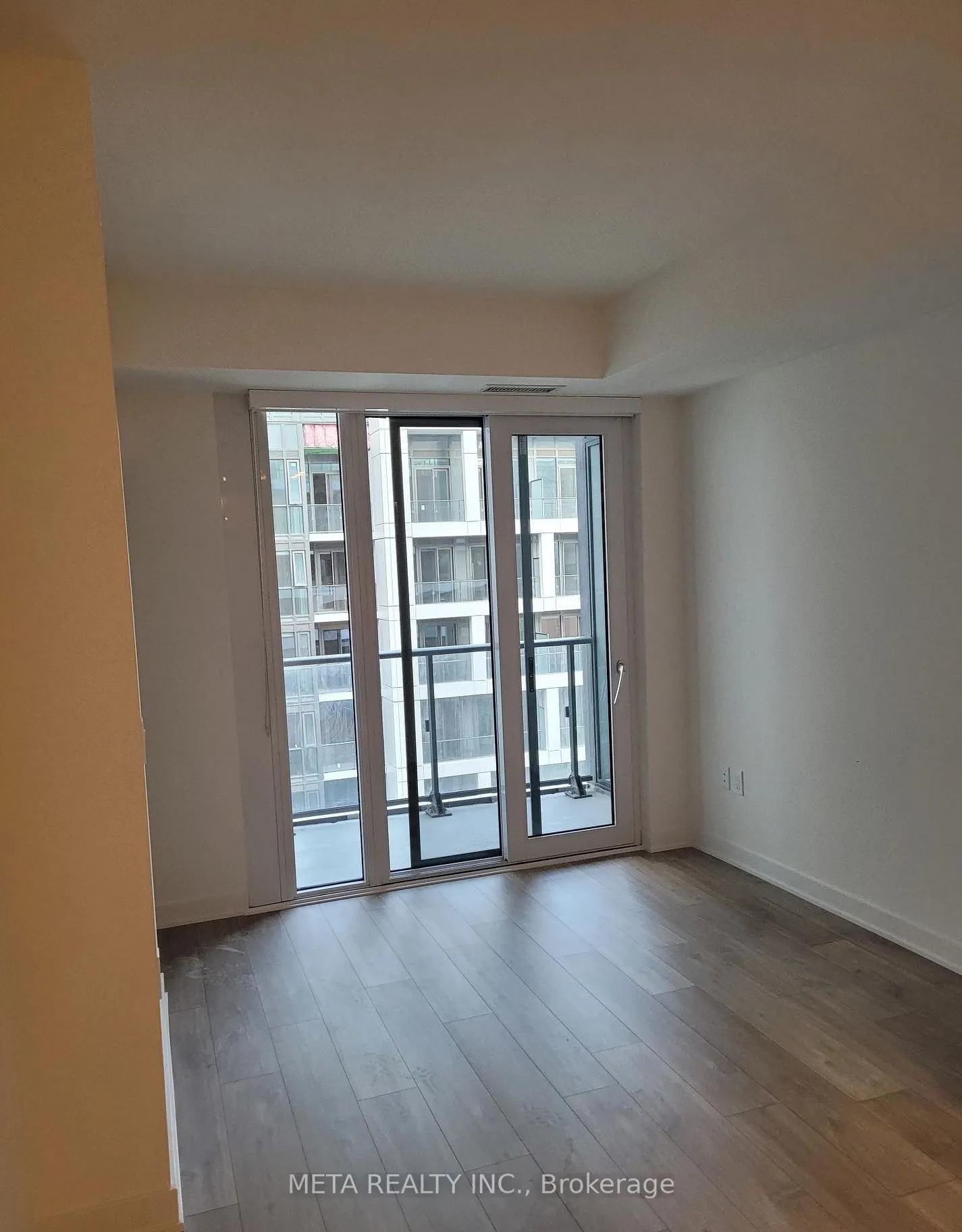 121 Lower Sherbourne Street, #946