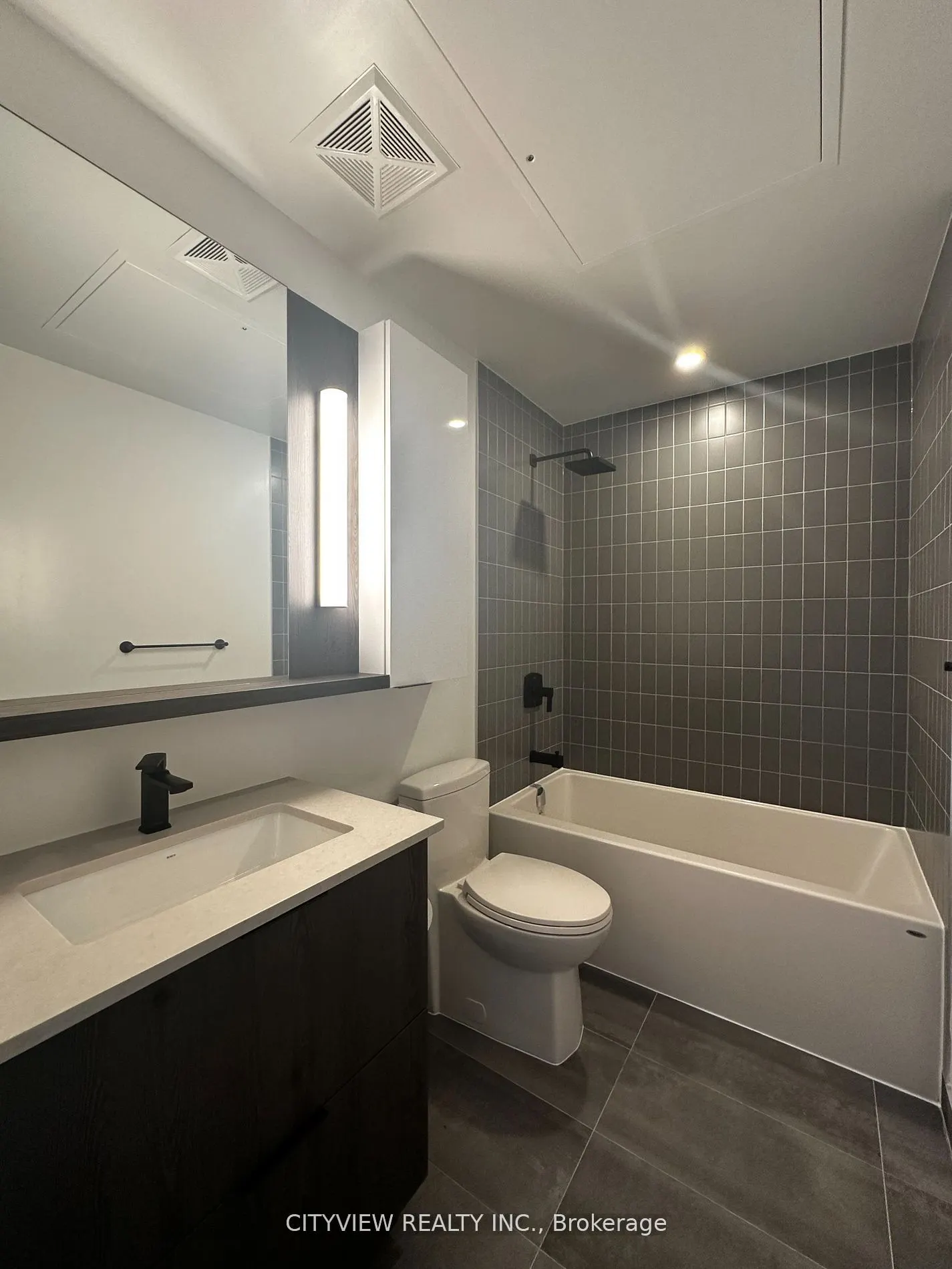5 Defries Street, #3707