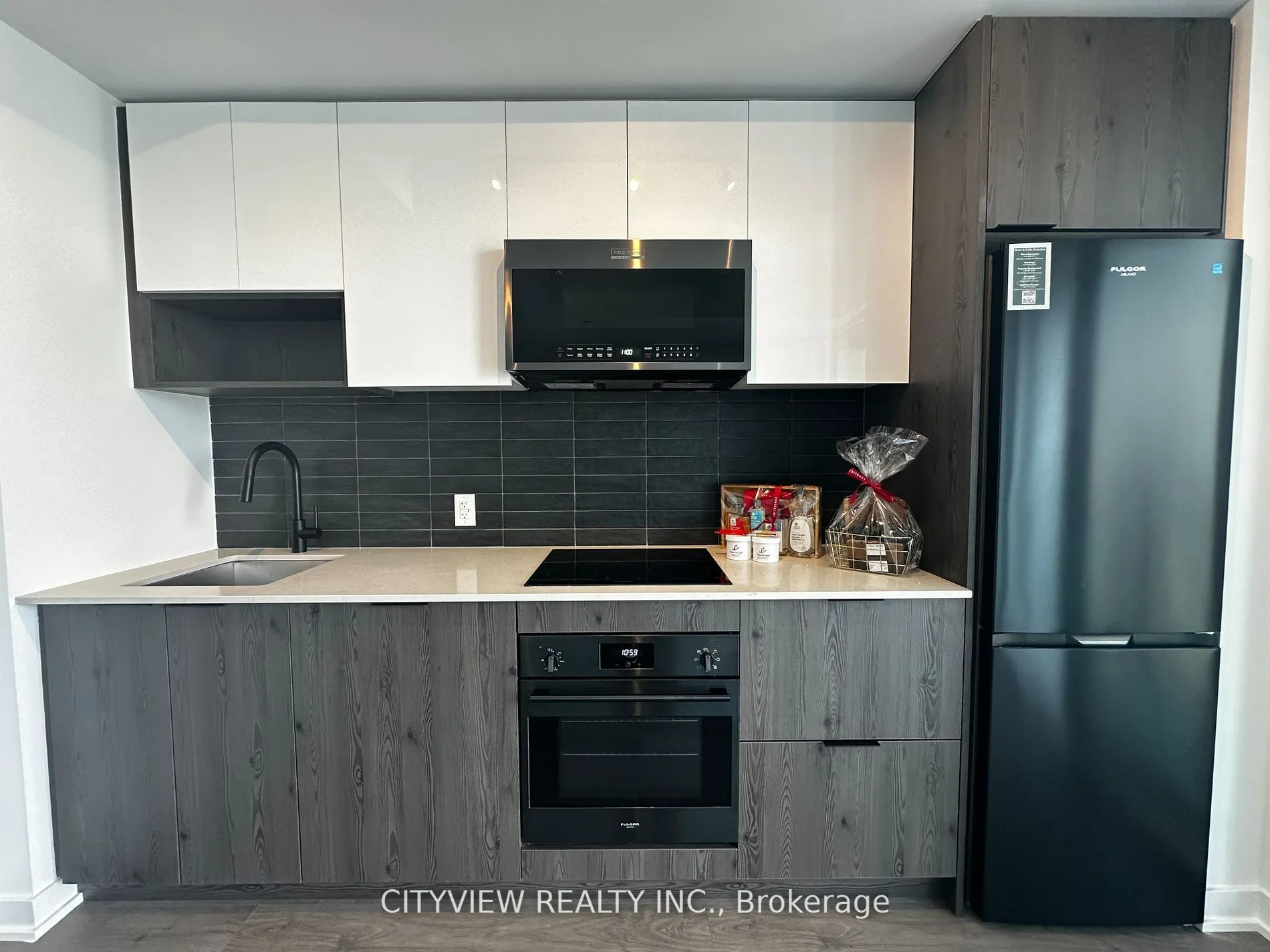 5 Defries Street, #3707