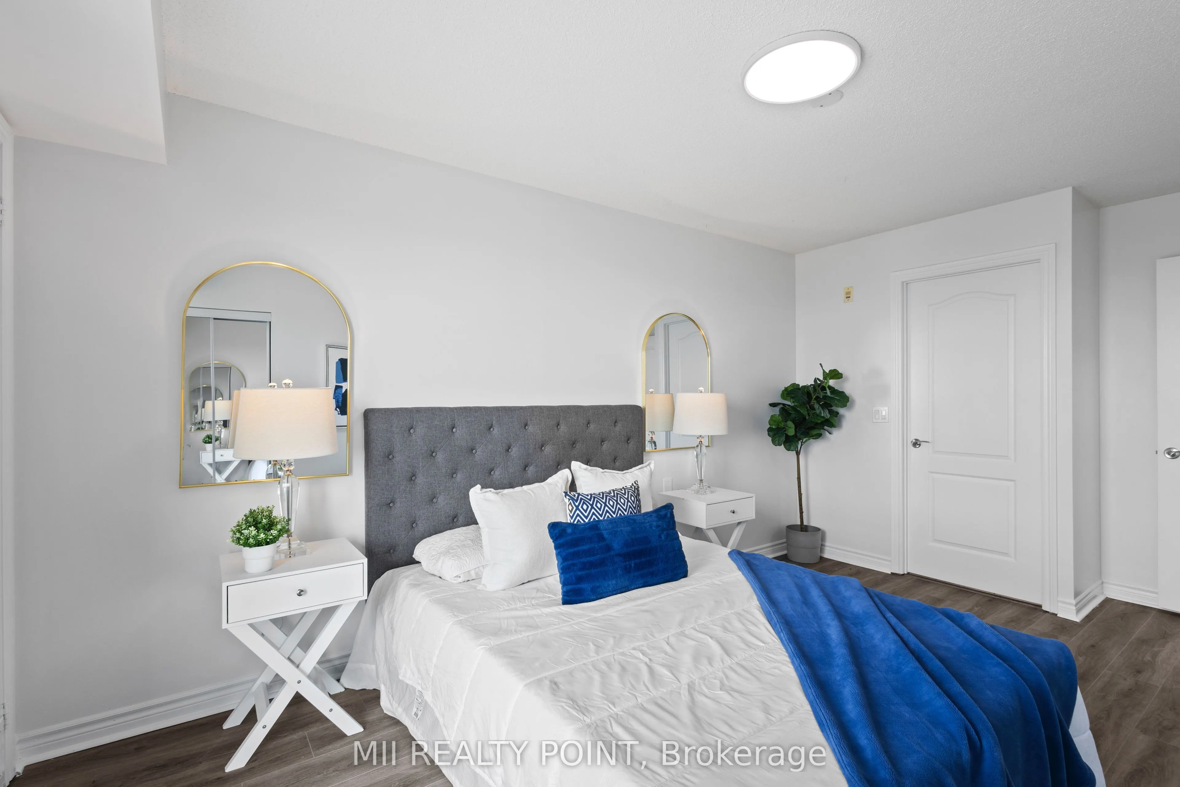 1030 Sheppard Avenue W, #908