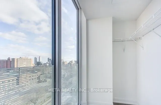 181 Dundas Street E, #3203