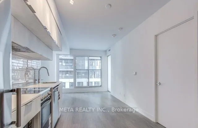 181 Dundas Street E, #3203