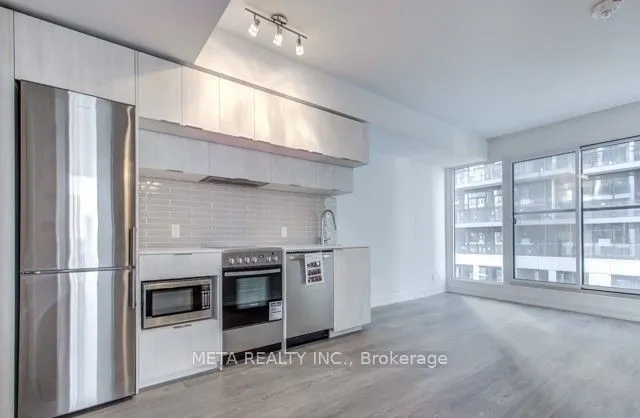 181 Dundas Street E, #3203