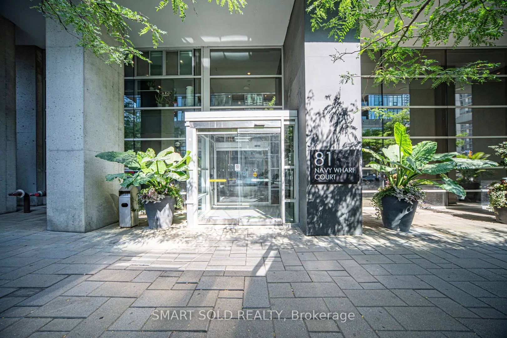 81 Navy Wharf Court, #2710