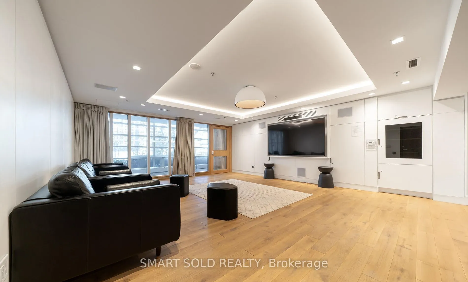 81 Navy Wharf Court, #2710