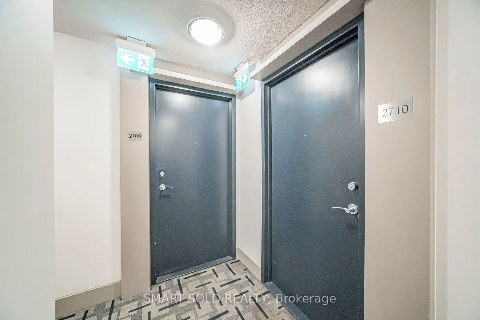 81 Navy Wharf Court, #2710