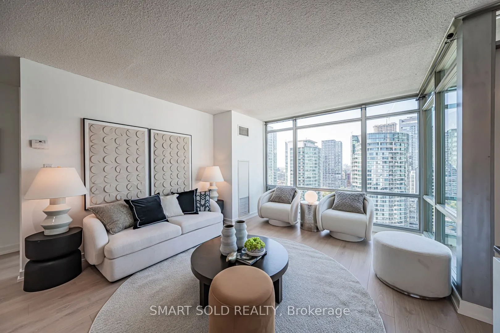 81 Navy Wharf Court, #2710
