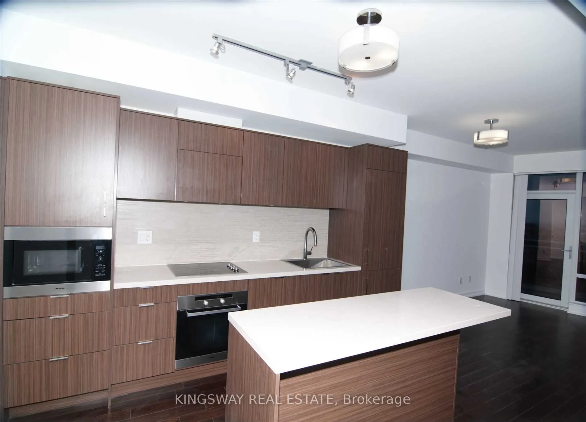 21 Widmer Street, #2412
