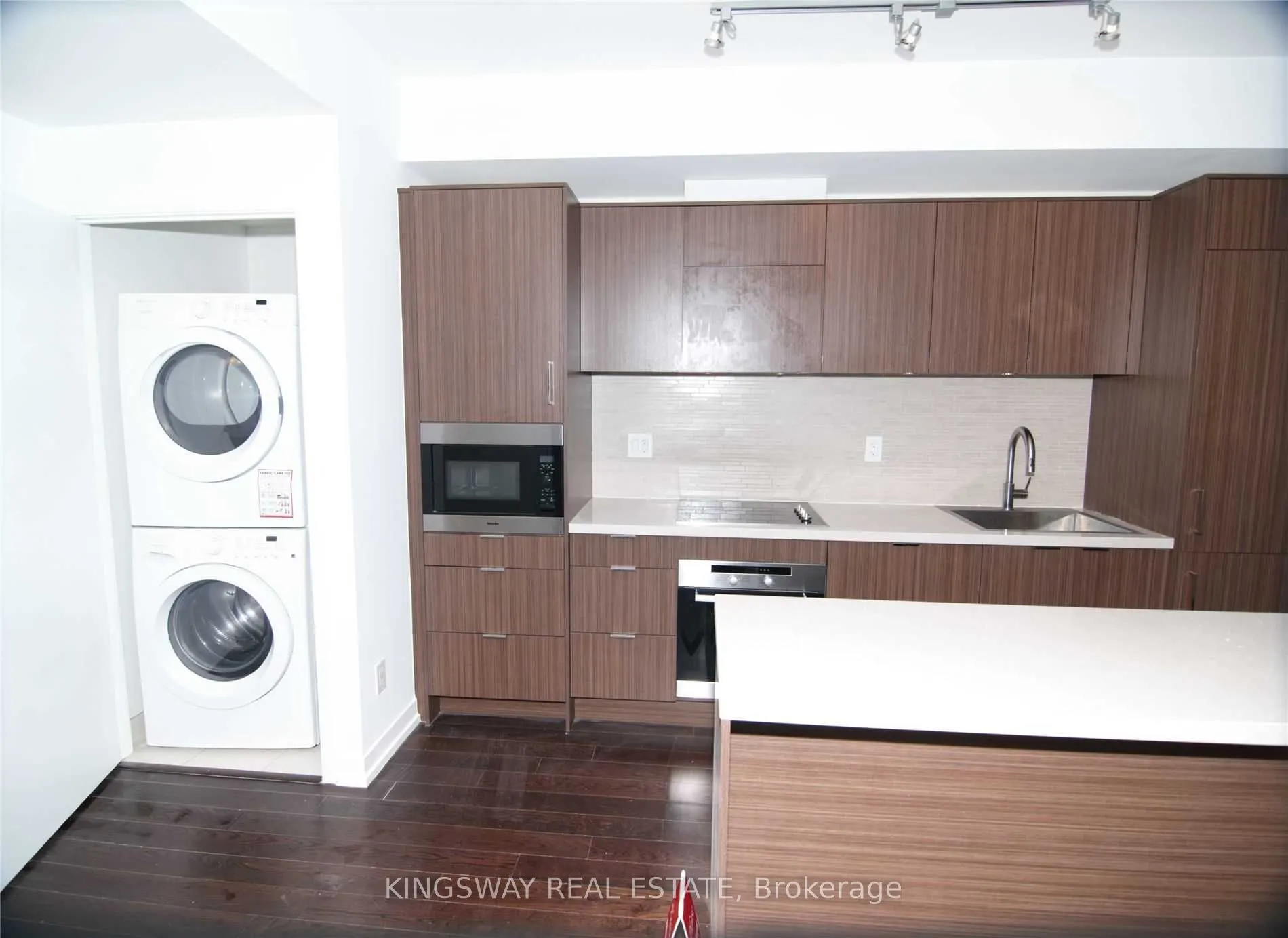 21 Widmer Street, #2412