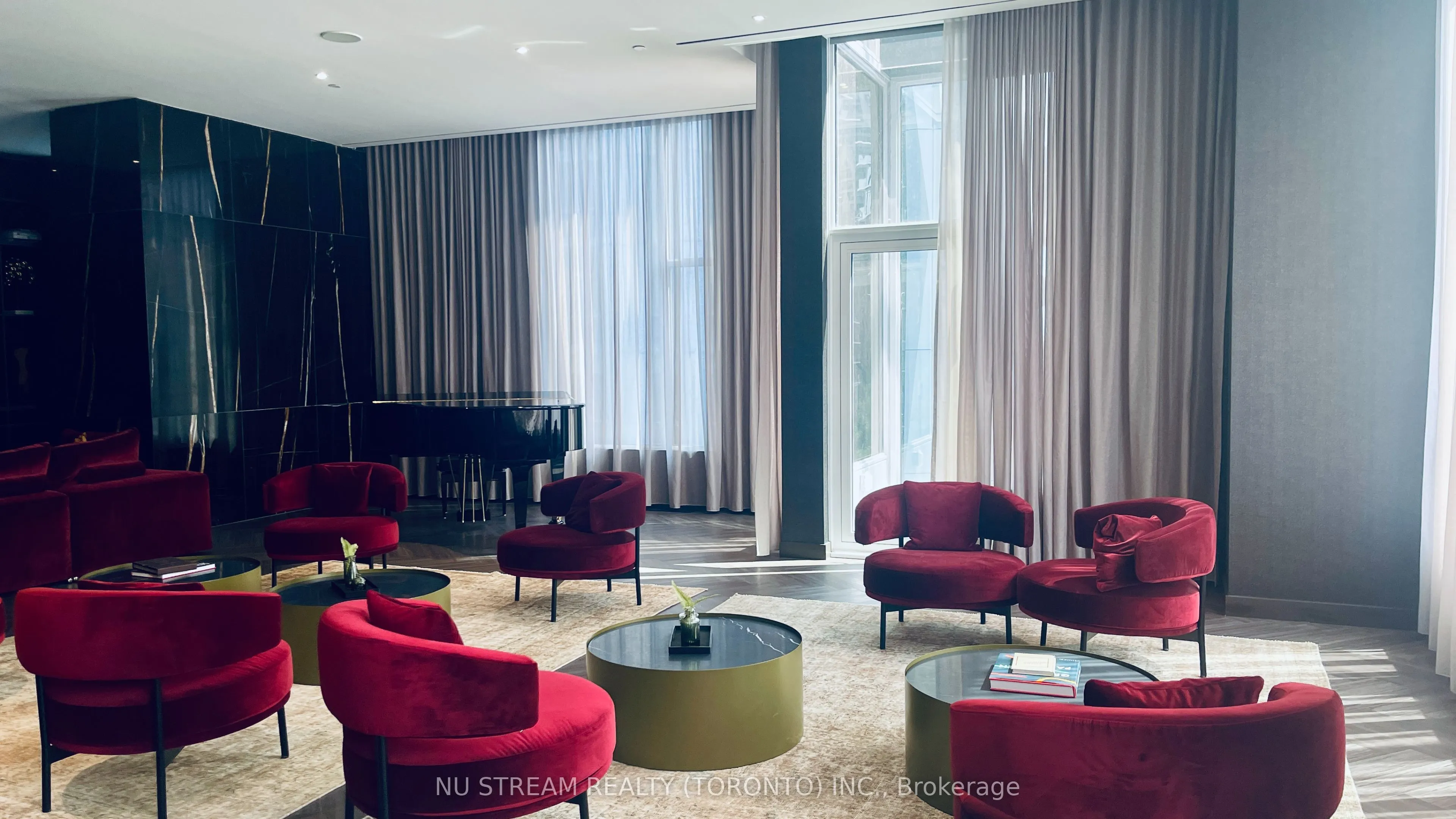 11 Yorkville Avenue, #4809