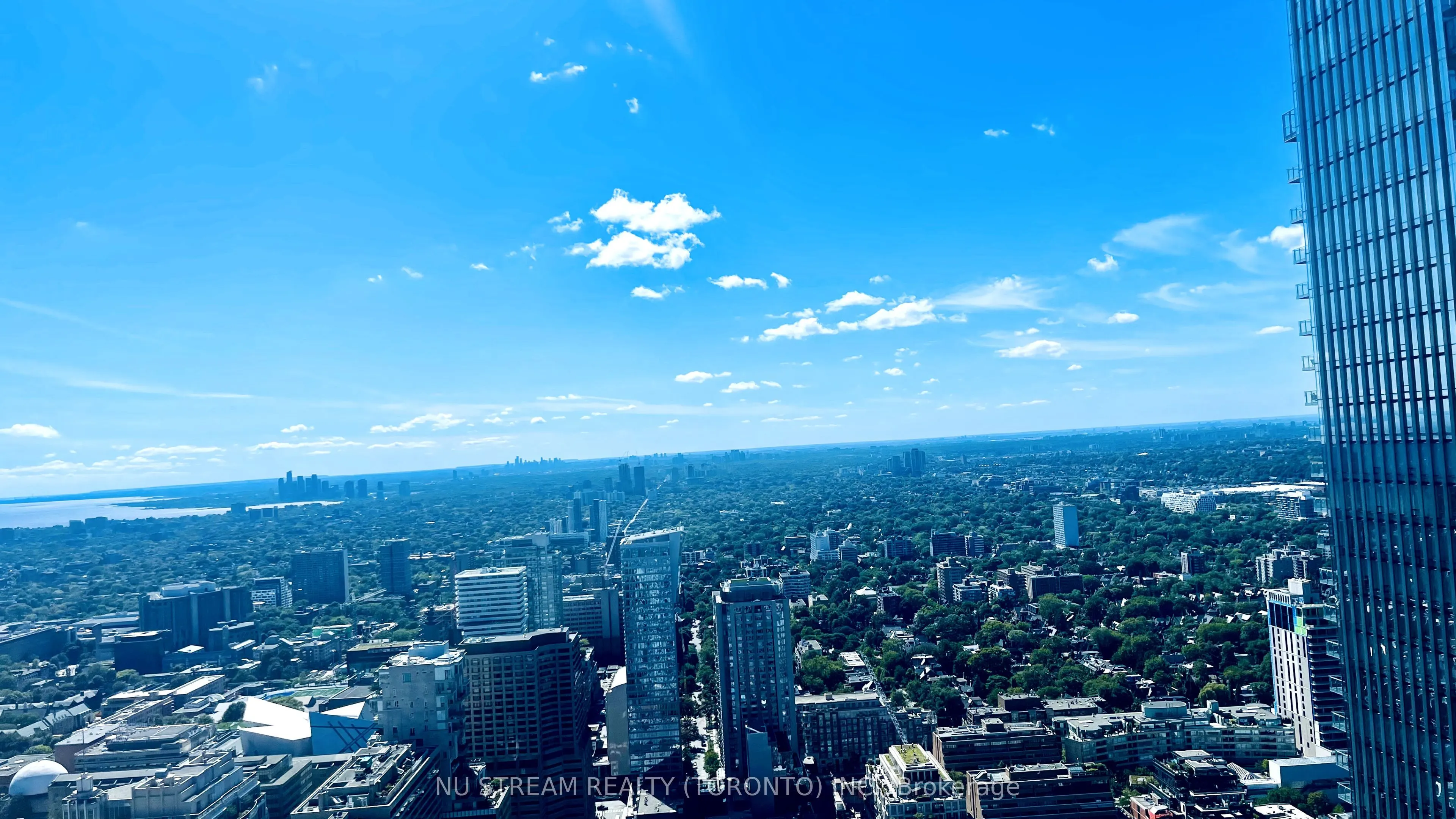 11 Yorkville Avenue, #4809