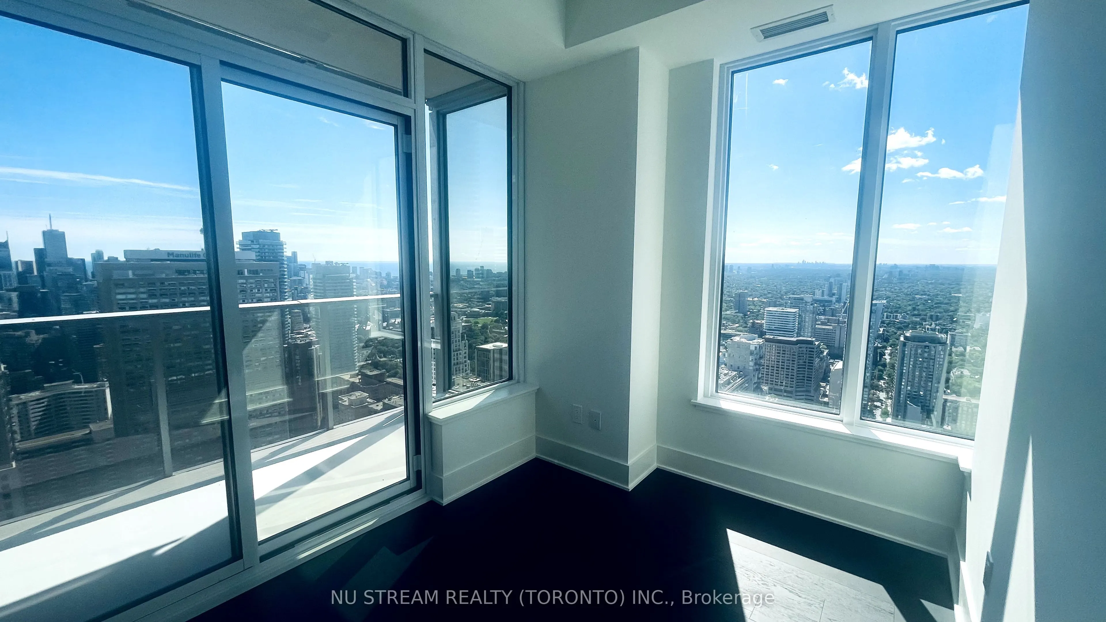 11 Yorkville Avenue, #4809