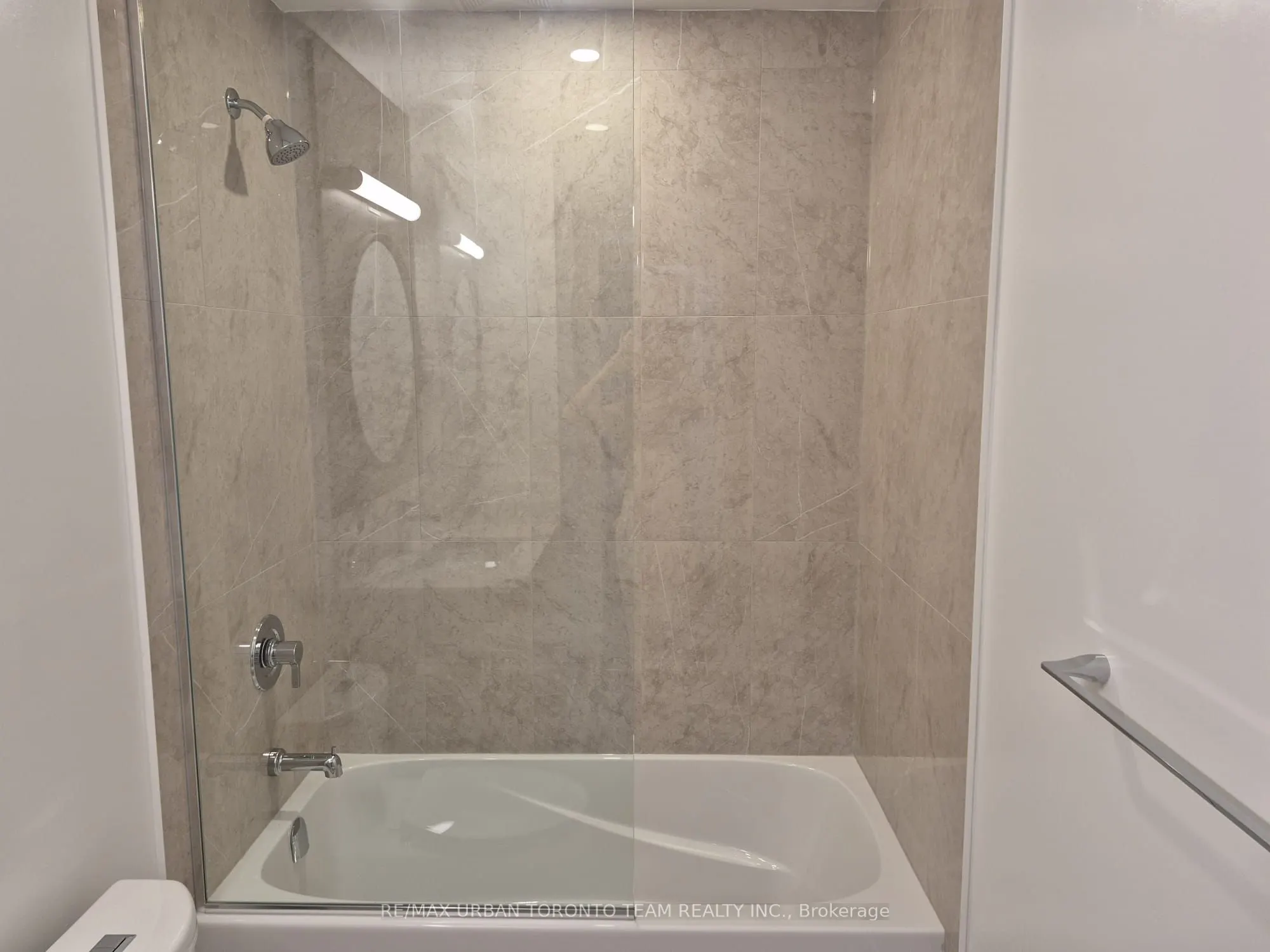 771 Yonge Street, #2801
