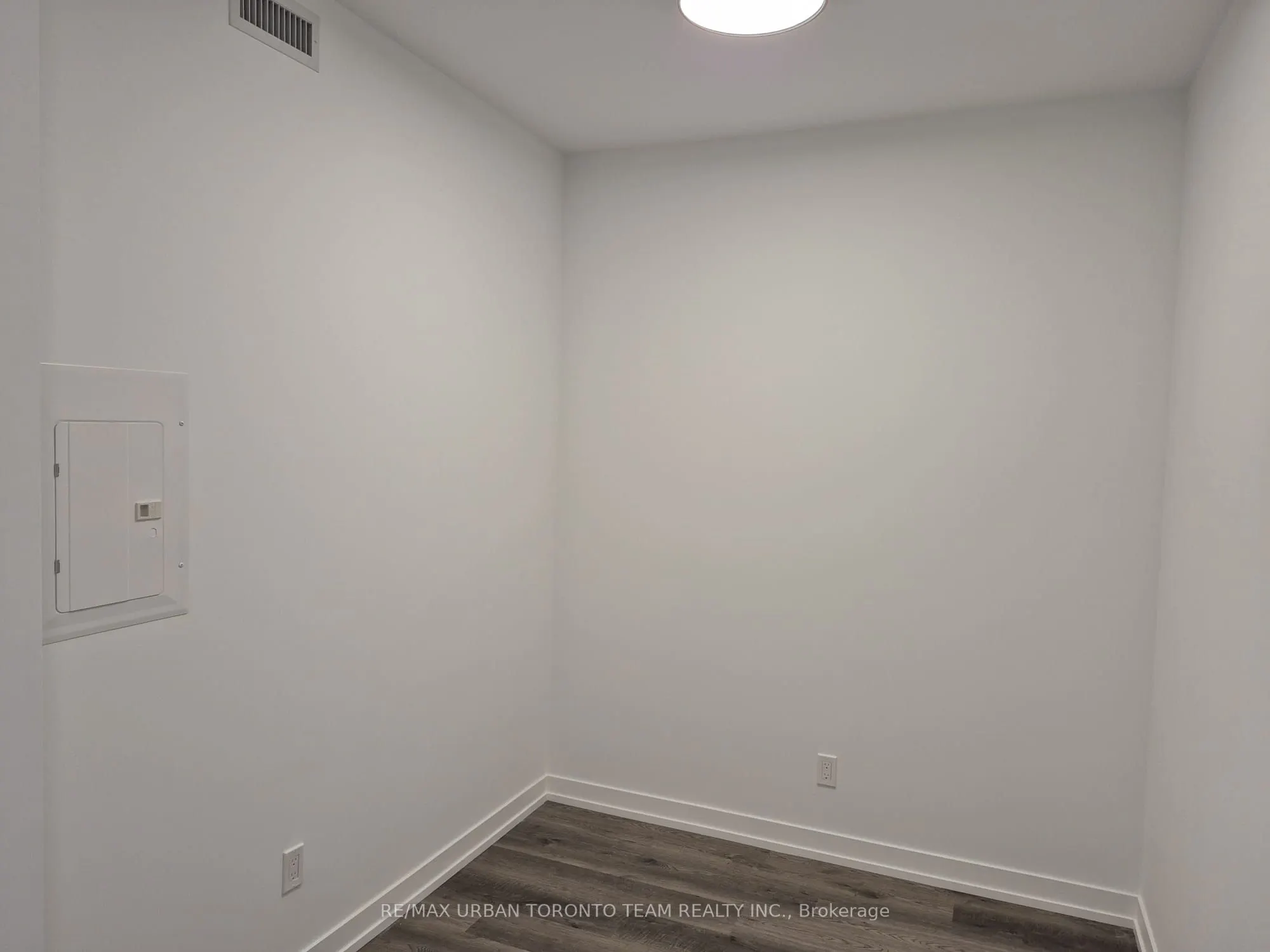 771 Yonge Street, #2801