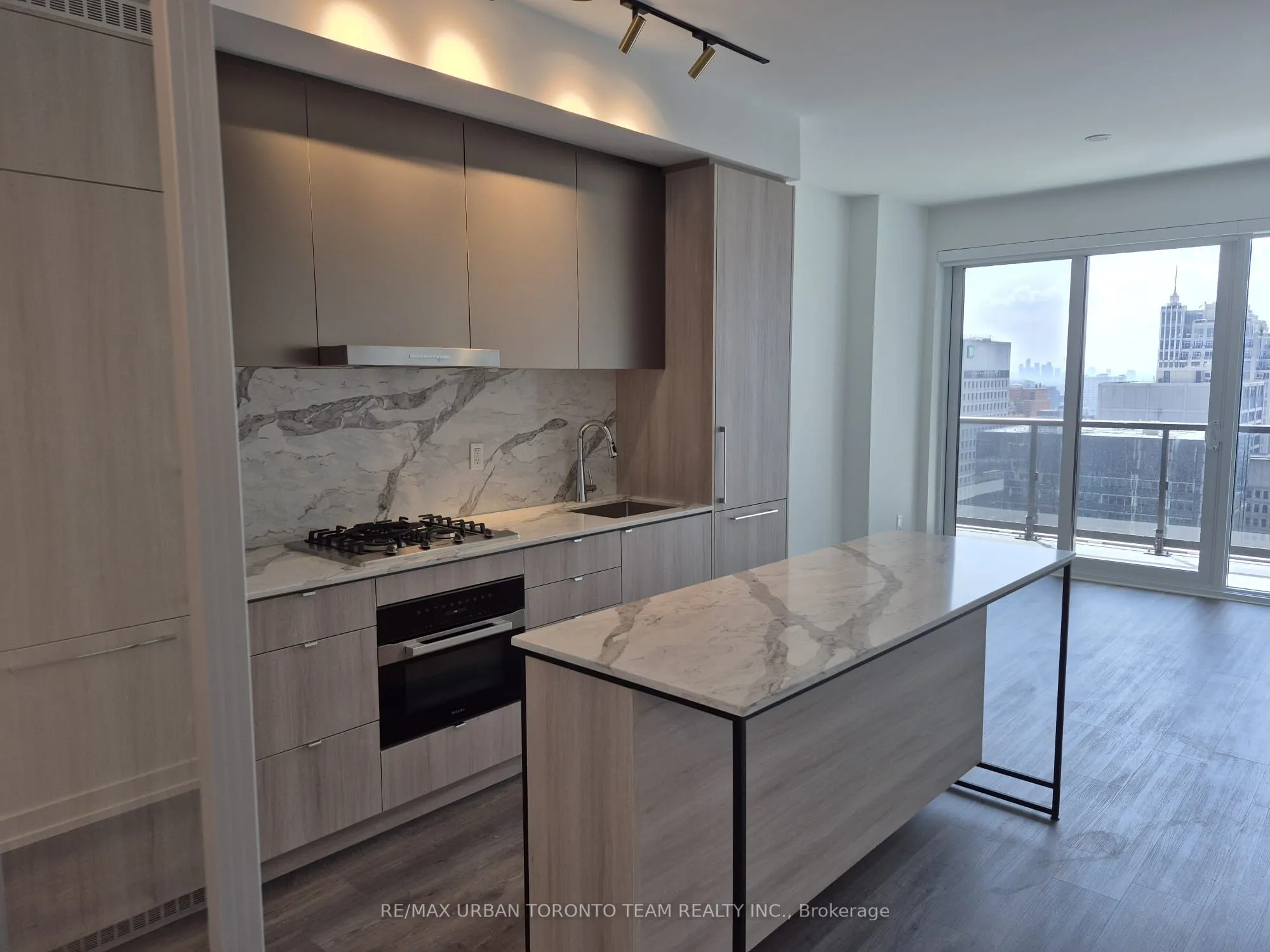 771 Yonge Street, #2801