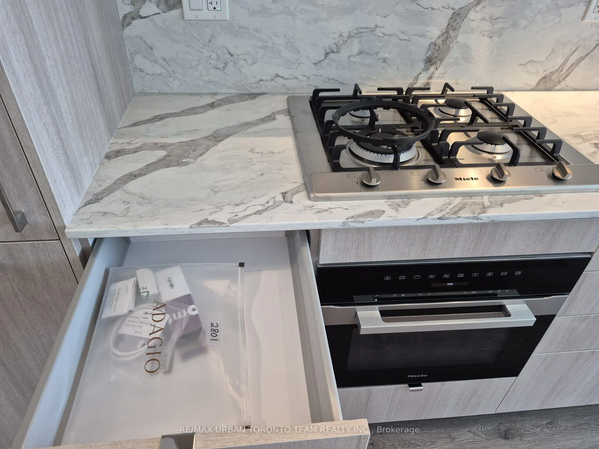 771 Yonge Street, #2801