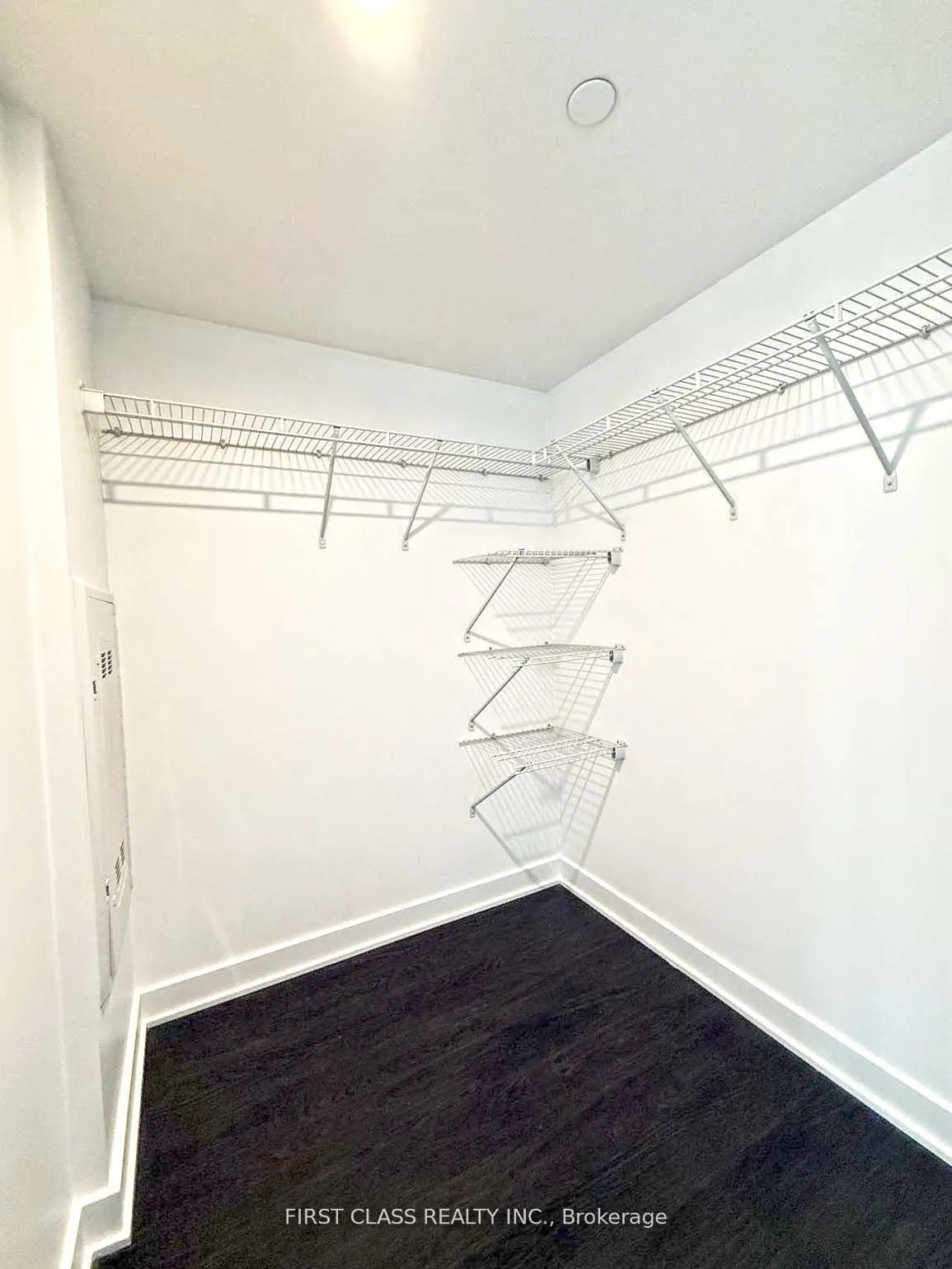 19 Bathurst St Street, #2008