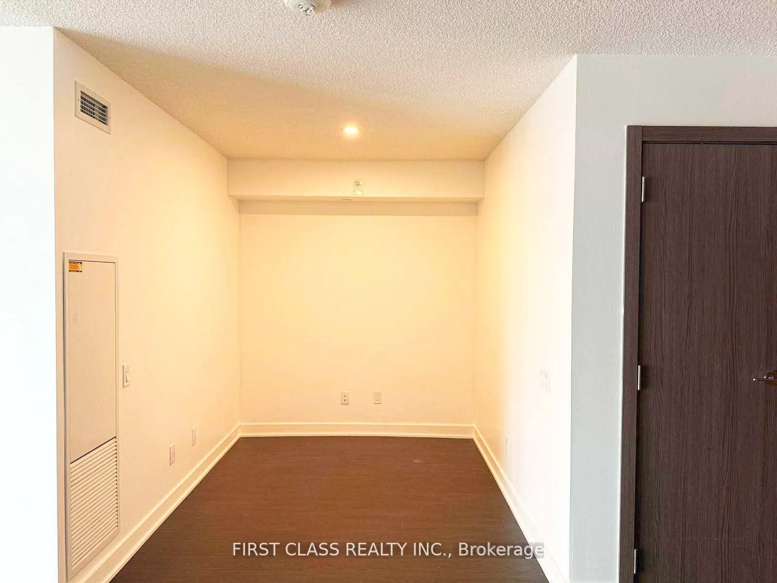 19 Bathurst St Street, #2008