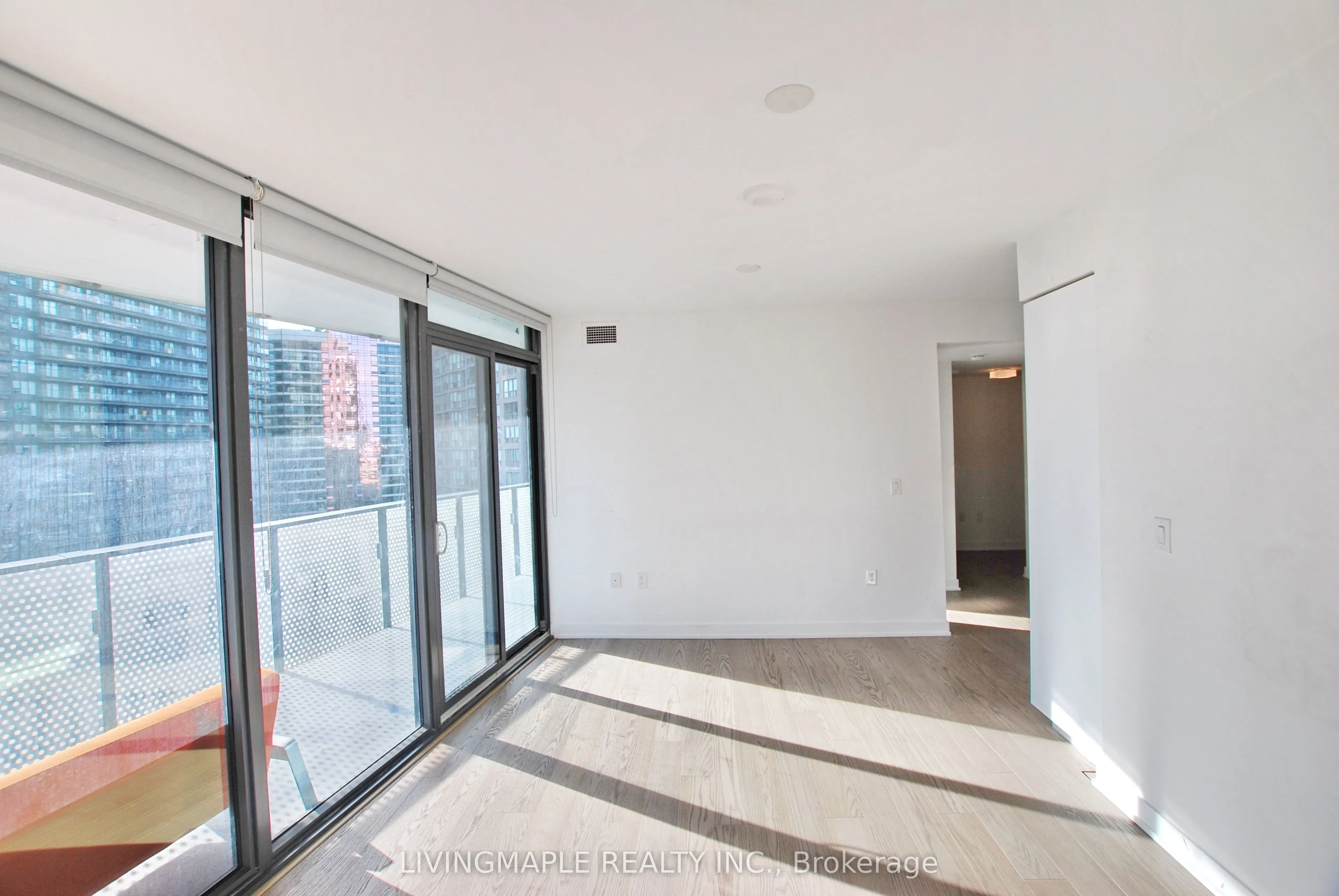 11 Wellesley Street, #1305