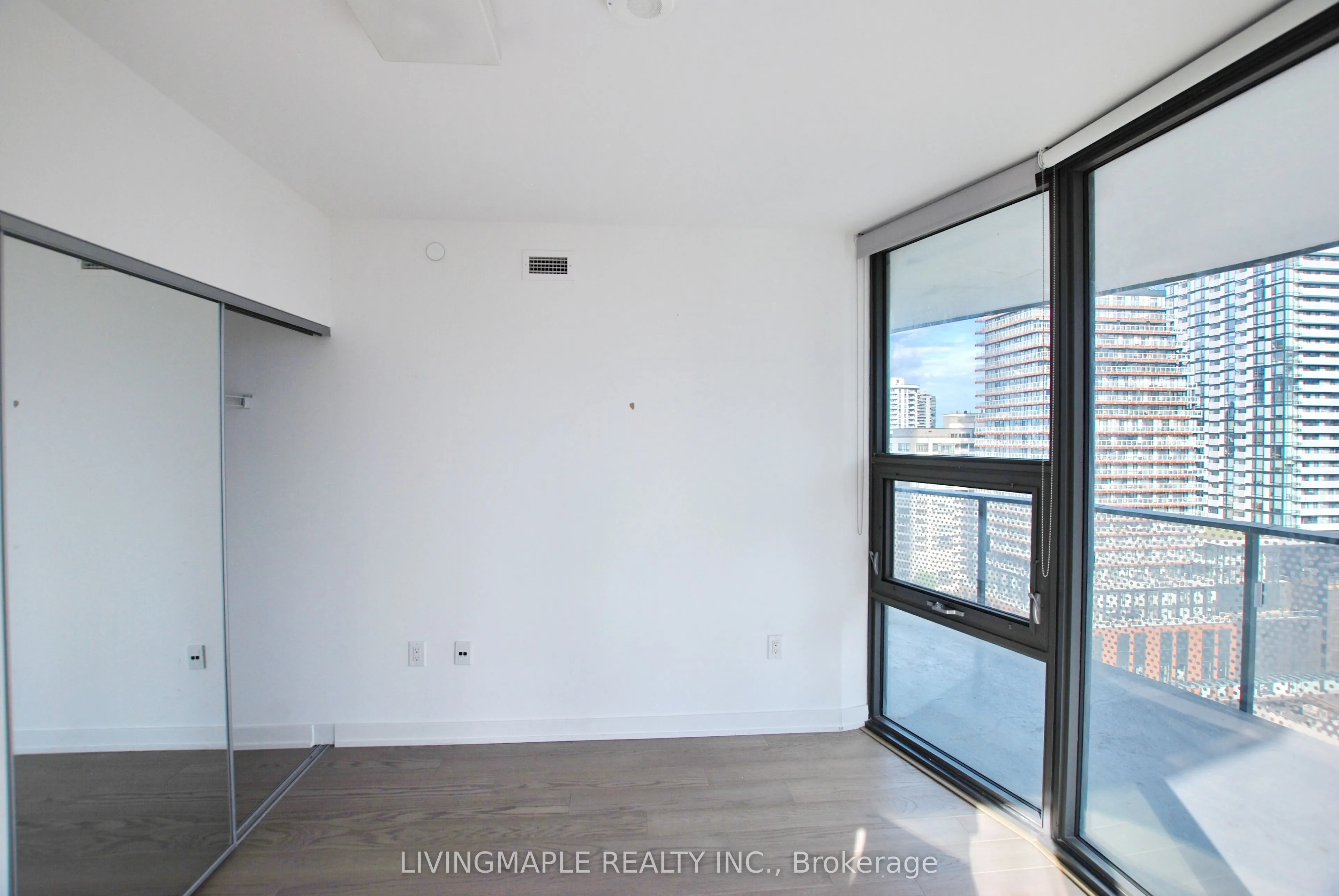 11 Wellesley Street, #1305